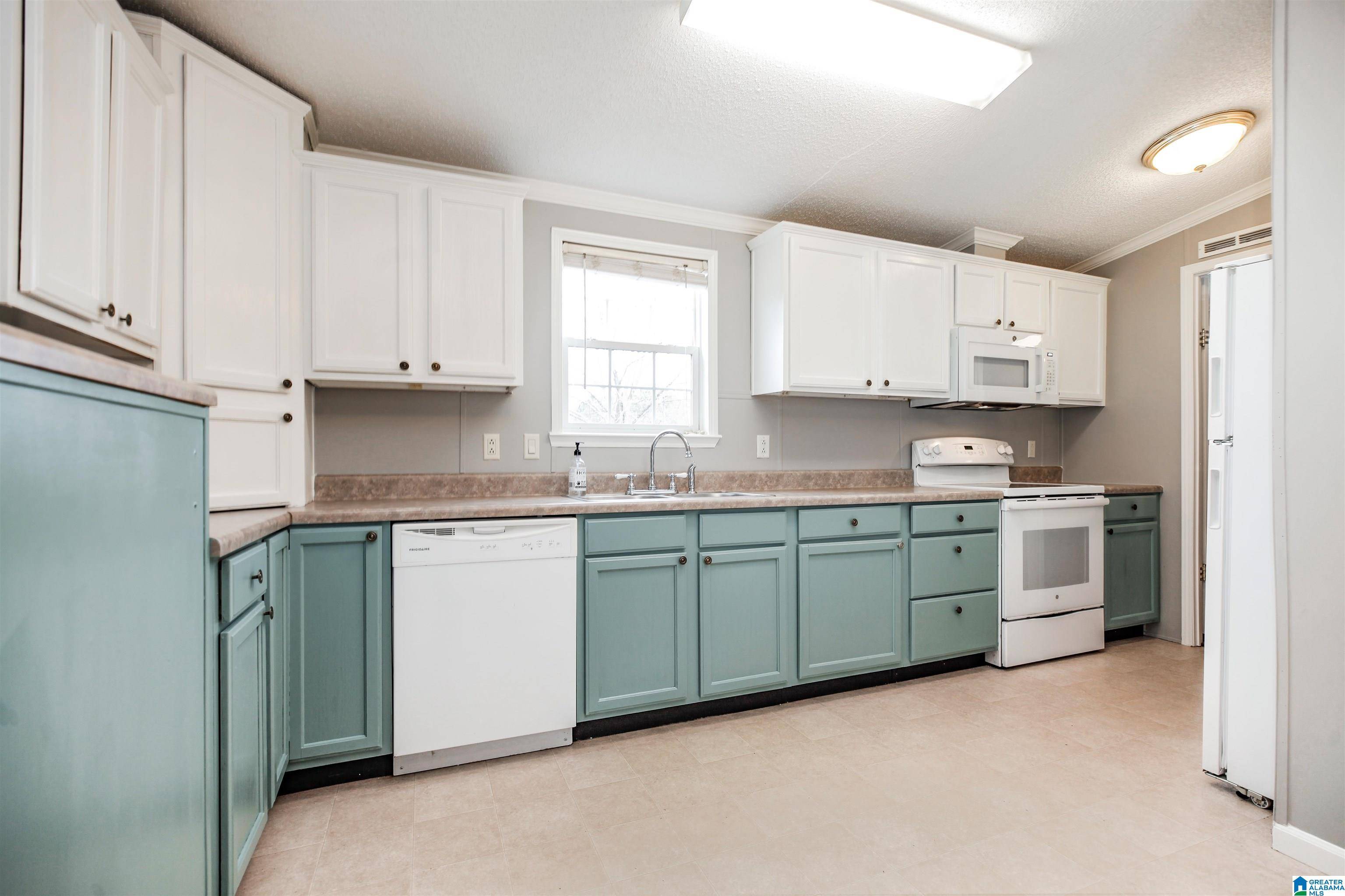 Kimberly, AL 35091,742 DOSS STREET