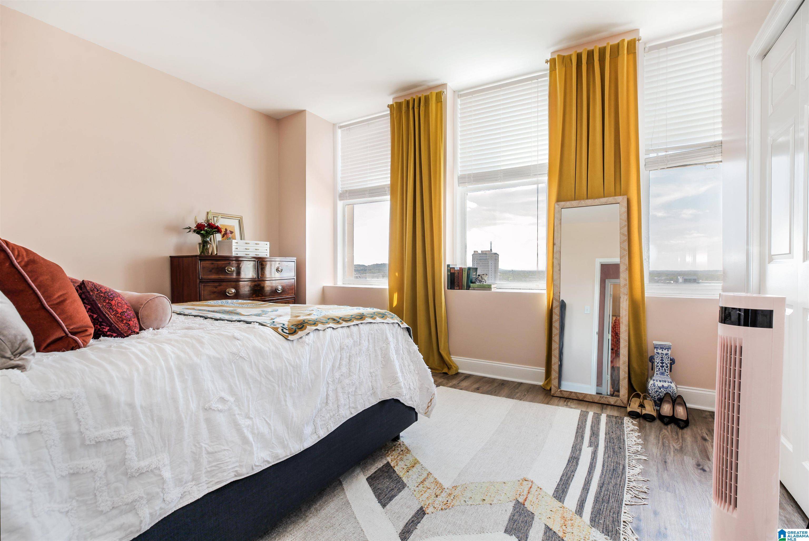 Birmingham, AL 35203,2008 3RD AVENUE N #13C