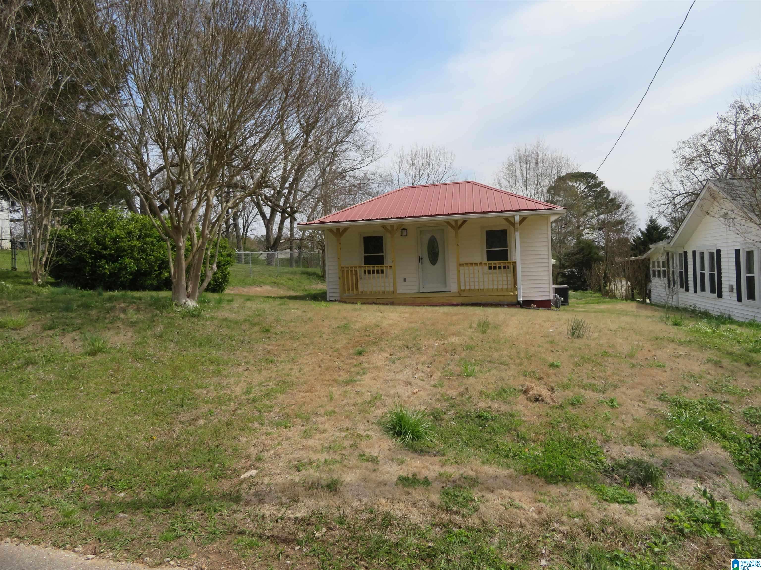 West Blocton, AL 35184,250 FLORIDA STREET