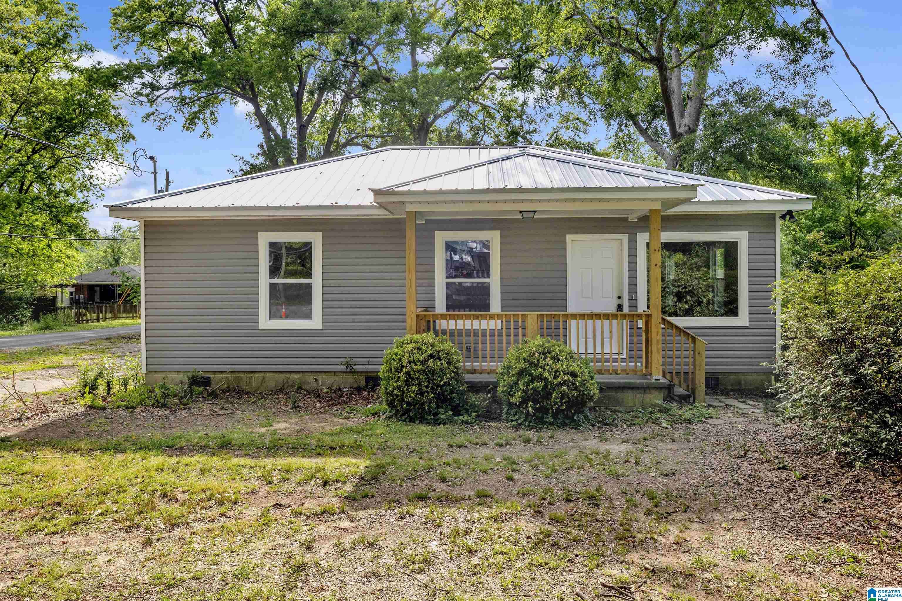 Hueytown, AL 35023,288 EASTWOOD AVENUE