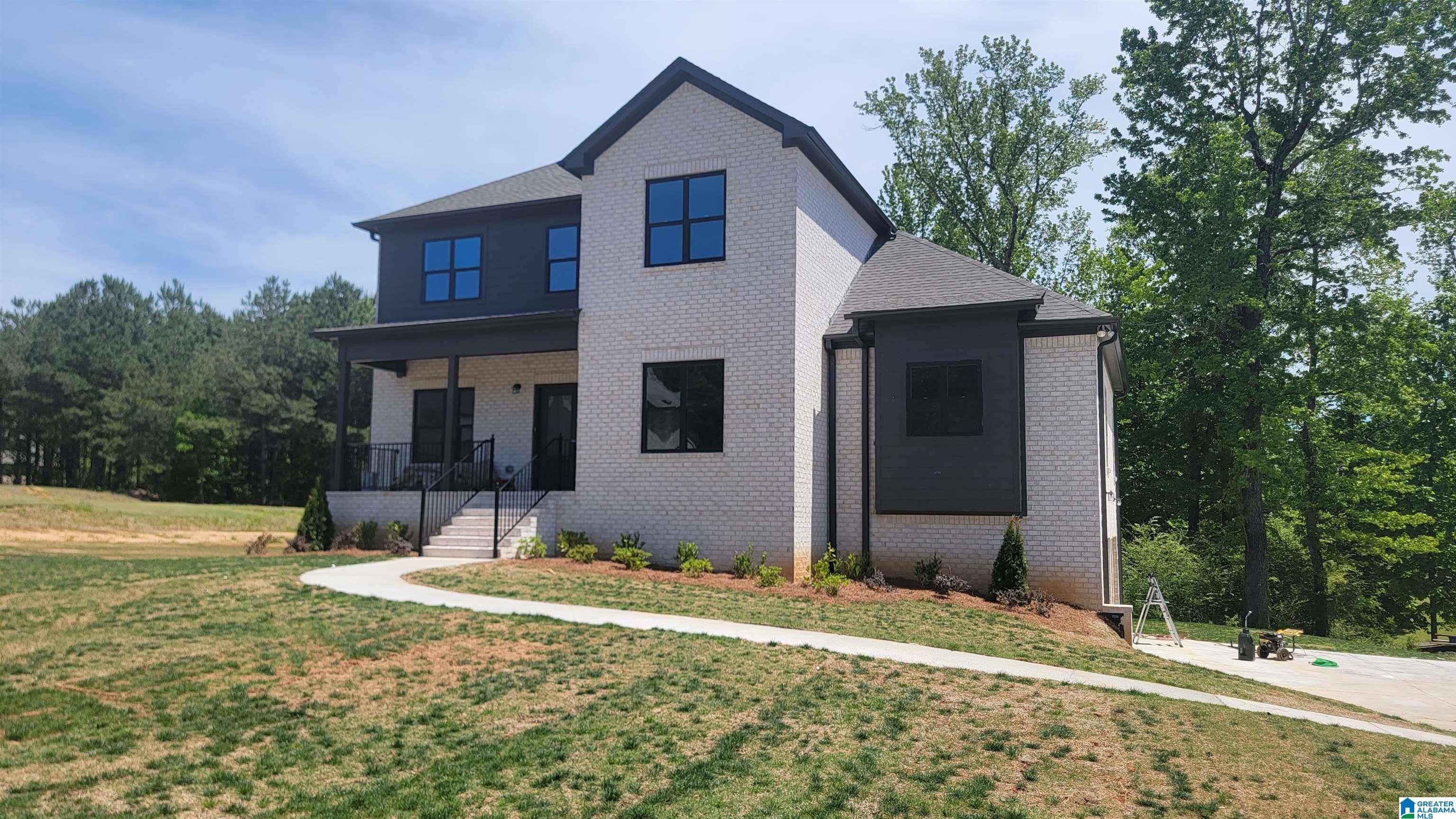 Hueytown, AL 35023,5687 VICTORIA DRIVE