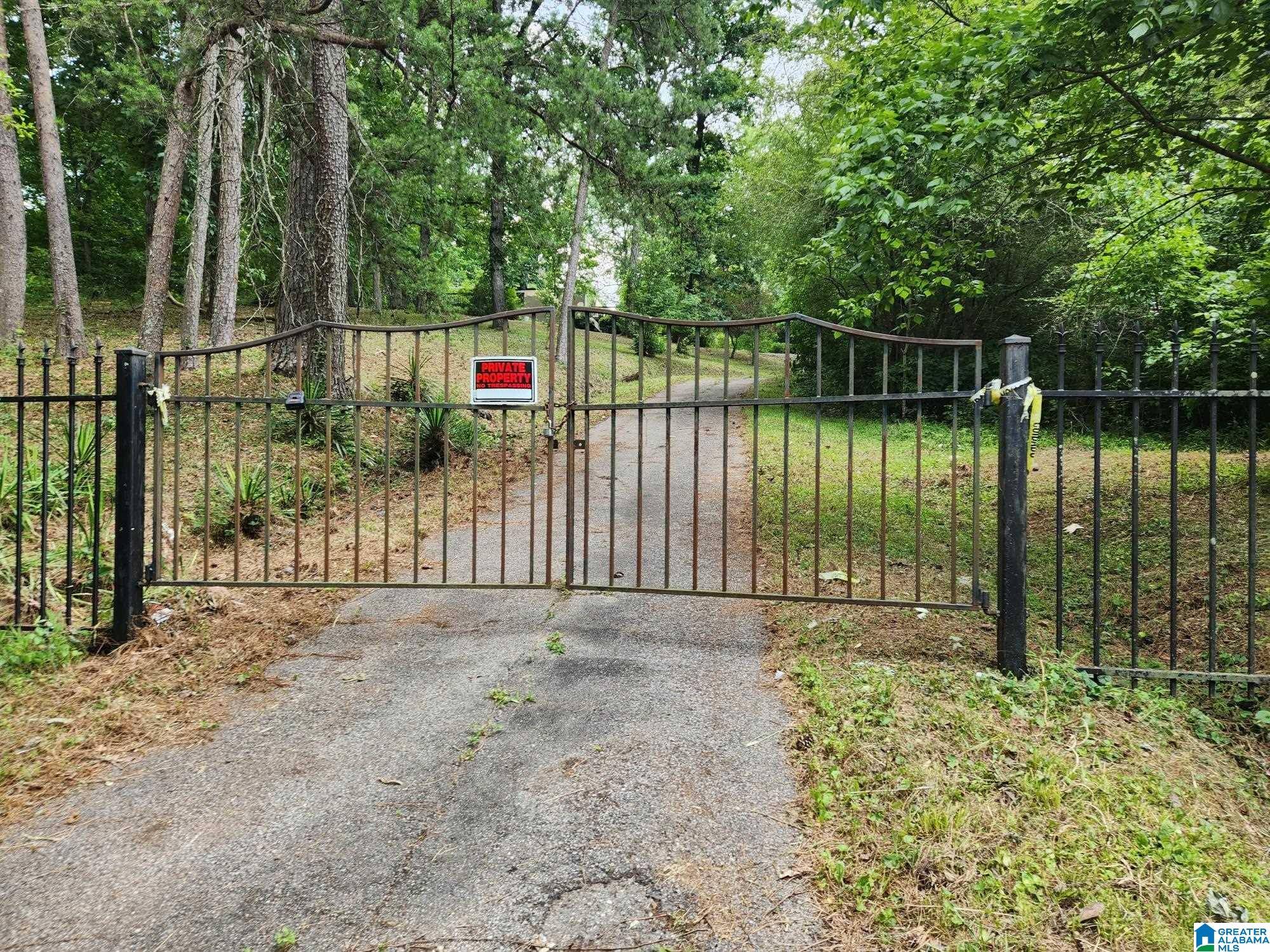 Leeds, AL 35094,2441 EASTERN VALLEY ROAD #0