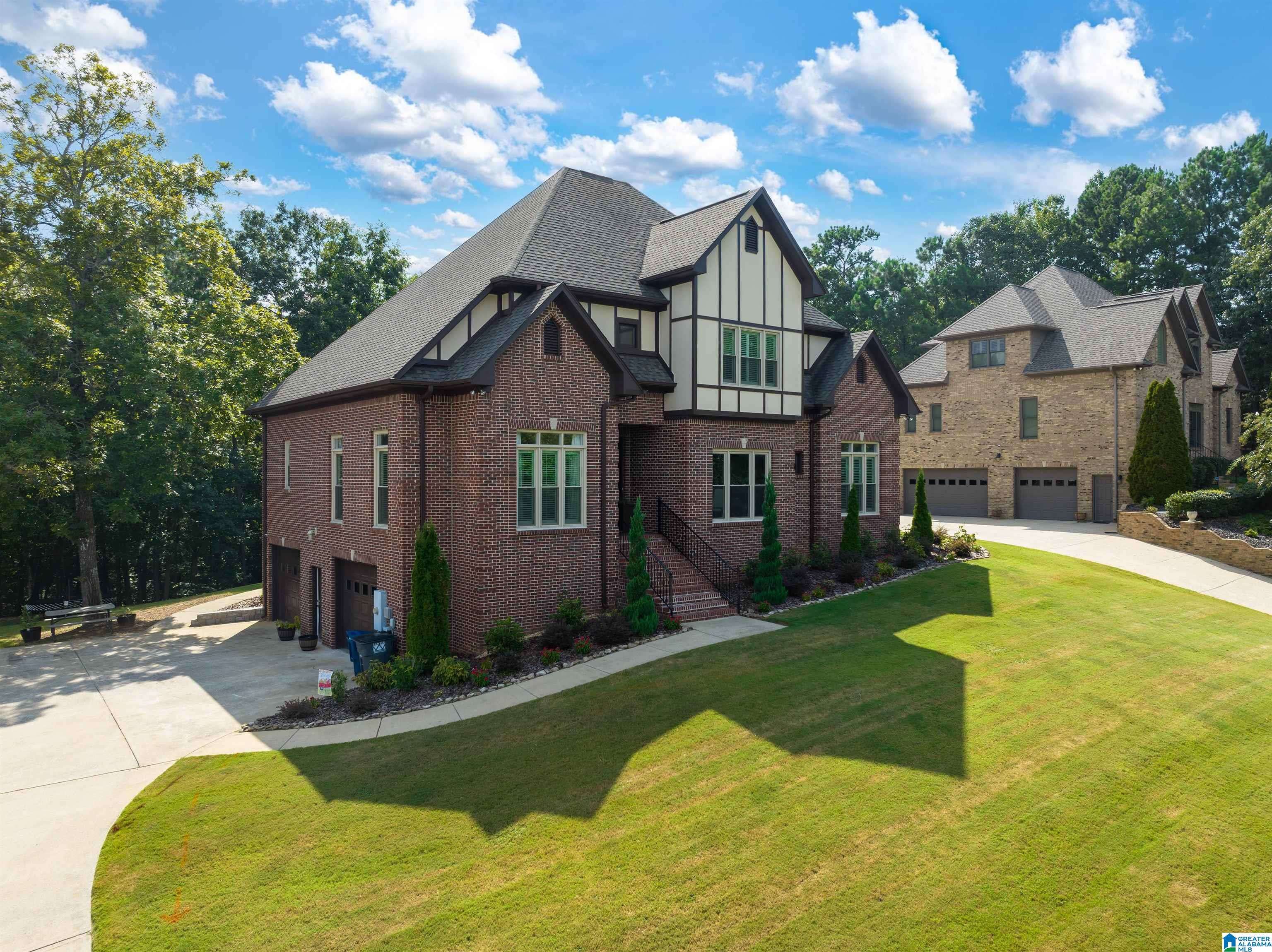 Trussville, AL 35173,5259 LAKESIDE TERRACE