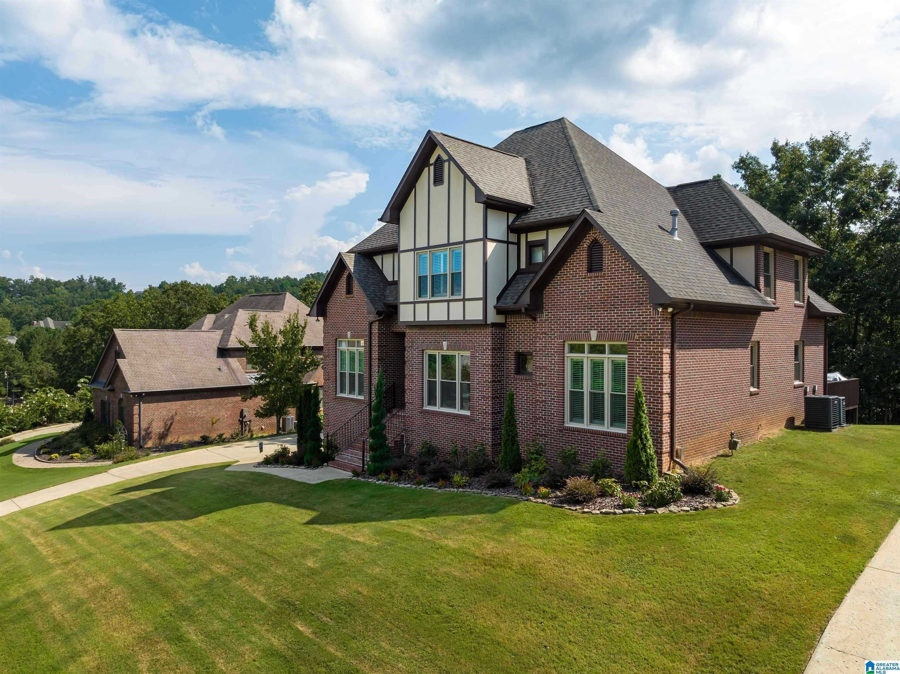 Trussville, AL 35173,5259 LAKESIDE TERRACE