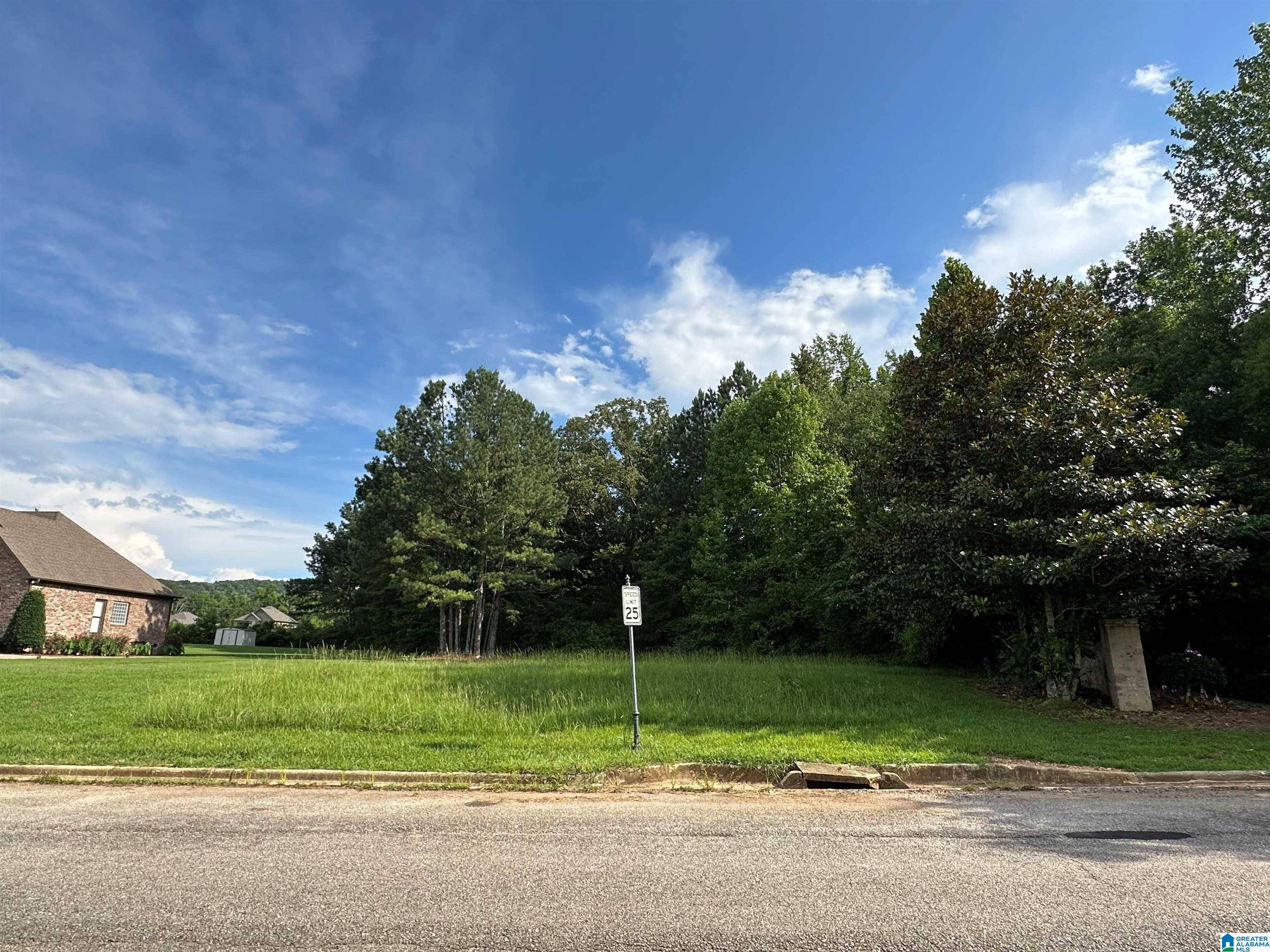 Pinson, AL 35126,7739 CLAYTON COVE PARKWAY #1