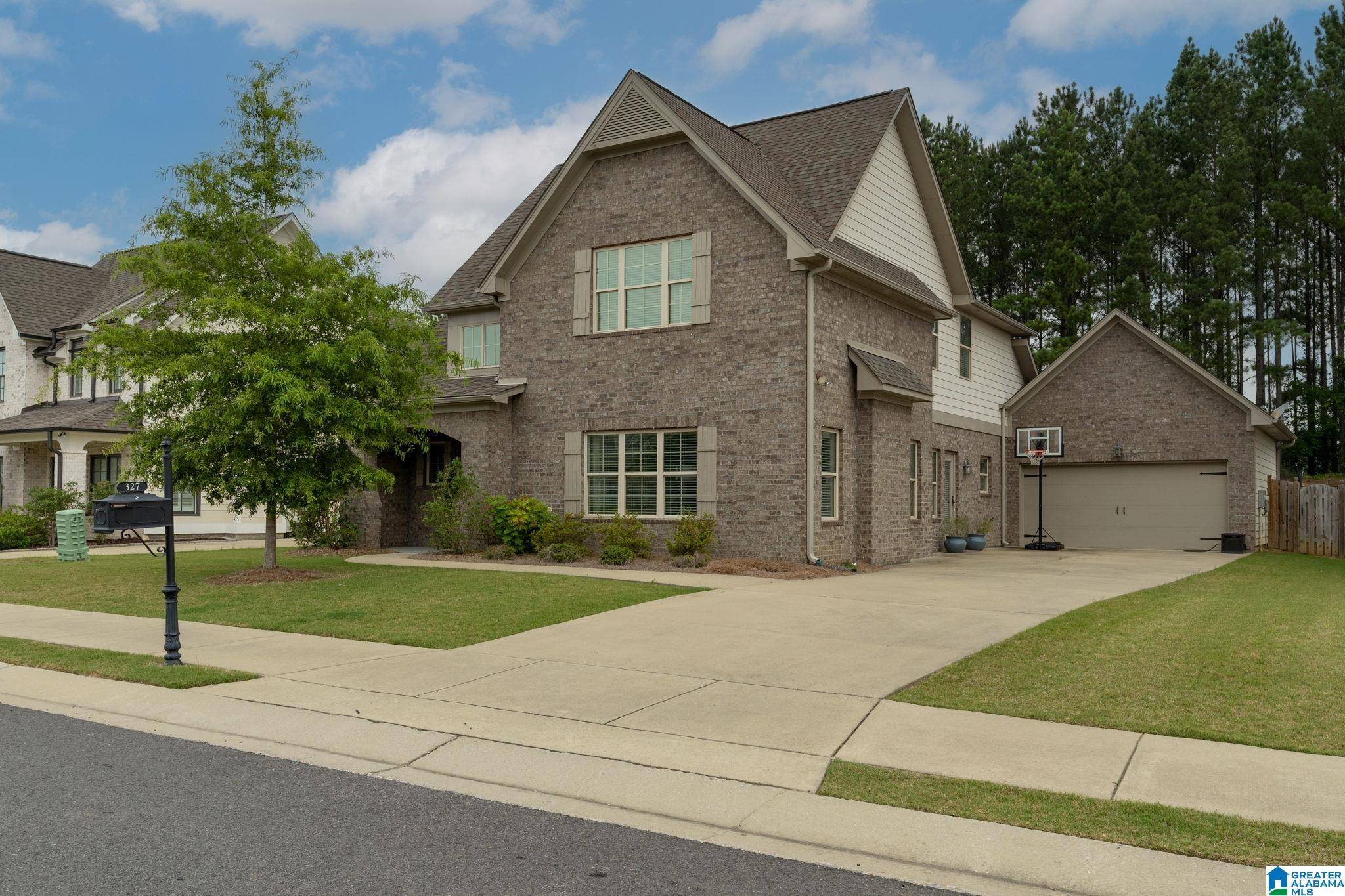 Chelsea, AL 35043,327 CROSSBRIDGE ROAD