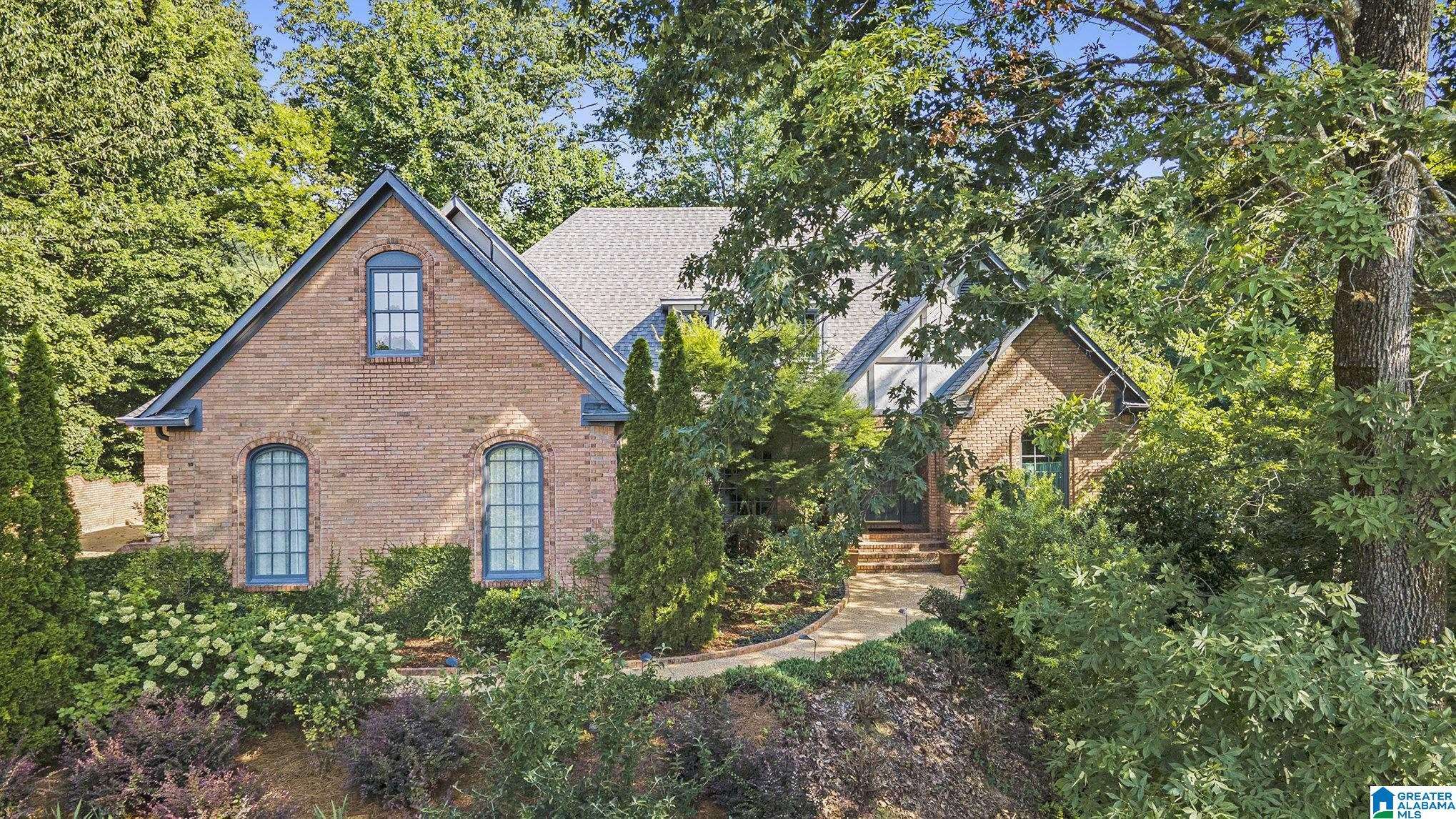 Vestavia Hills, AL 35243,1980 ROCKY BROOK DRIVE