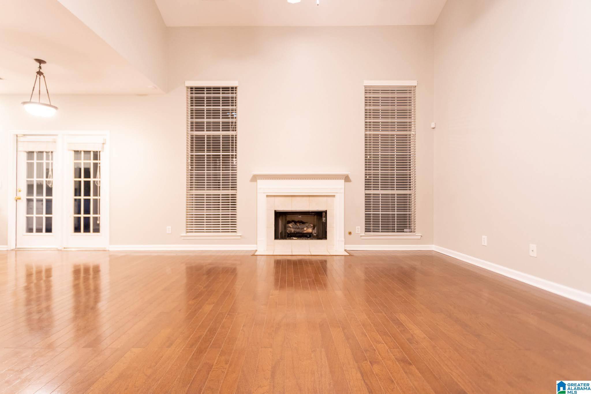 Birmingham, AL 35226,953 CASTLEMAINE DRIVE