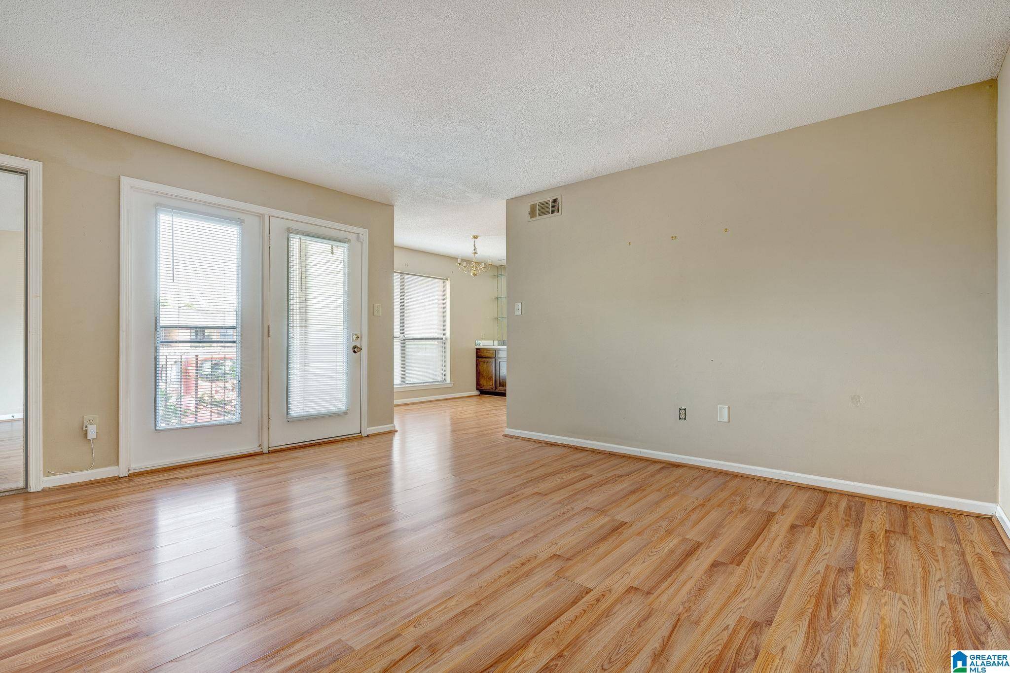 Birmingham, AL 35215,3321 CHASE LANE #3321