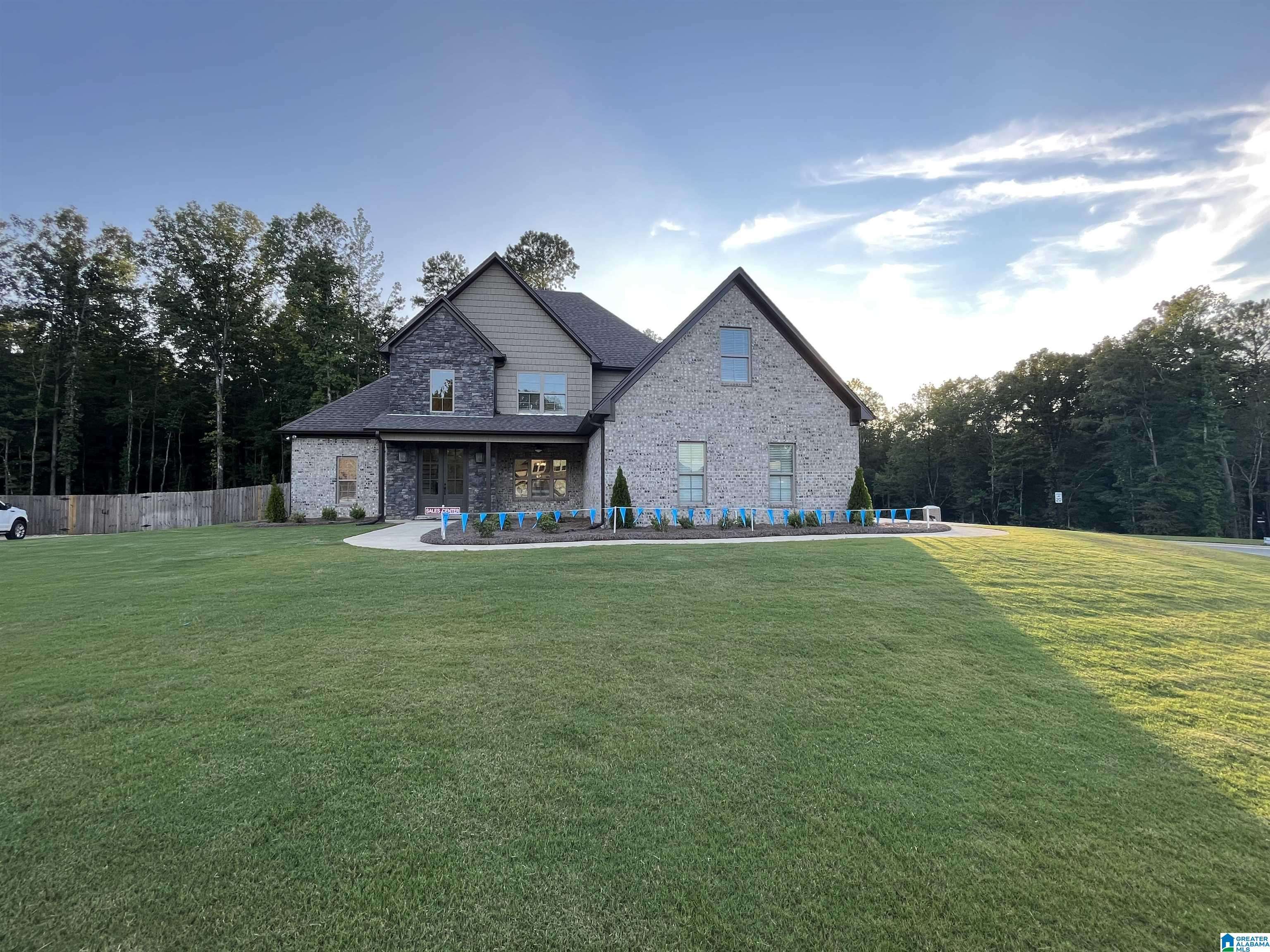 Pelham, AL 35124,1109 GREY OAKS VALLEY