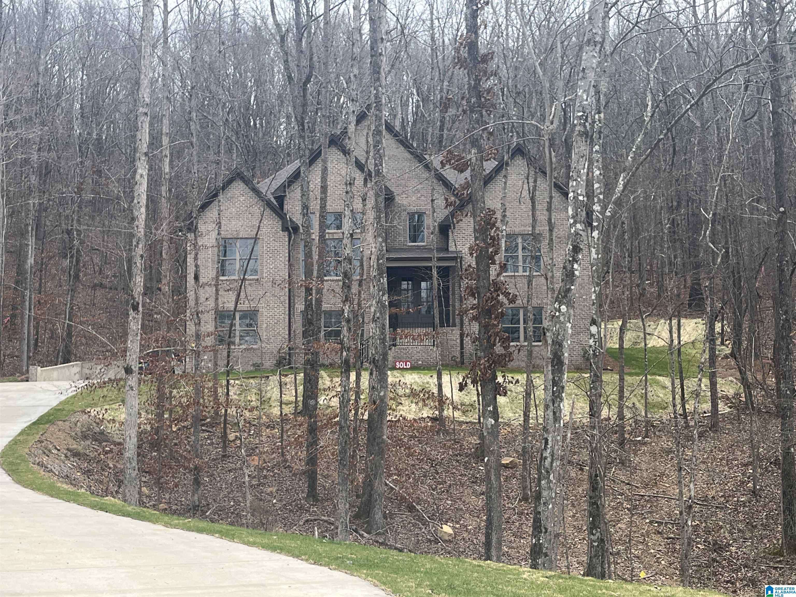 Pelham, AL 35124,2096 GREY OAKS TERRACE