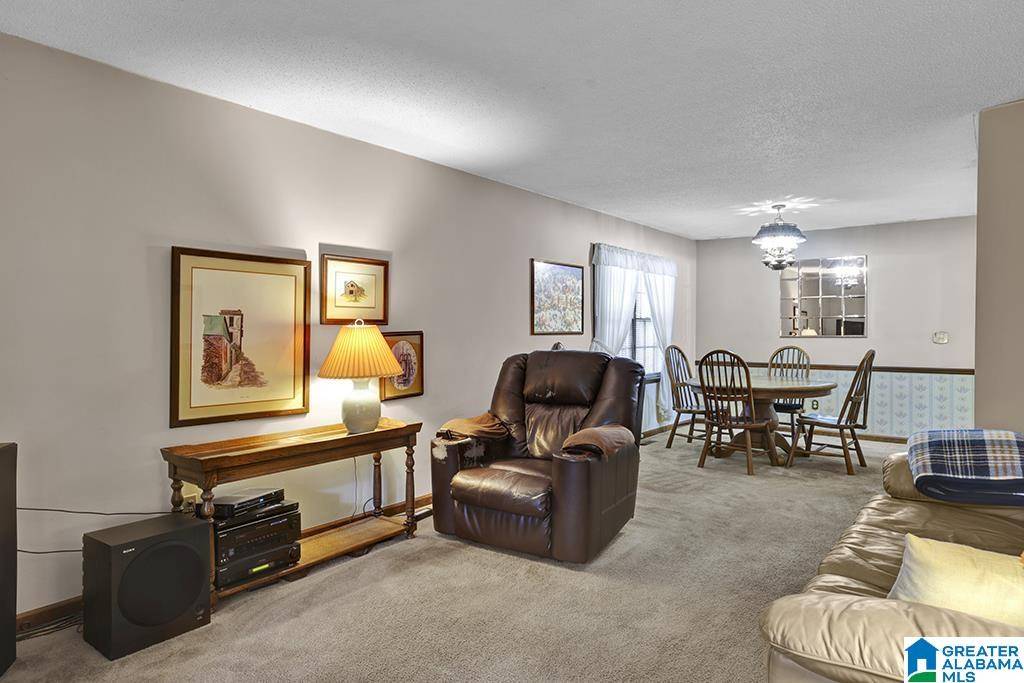 Trussville, AL 35173,115 PINEBLUFF TRAIL