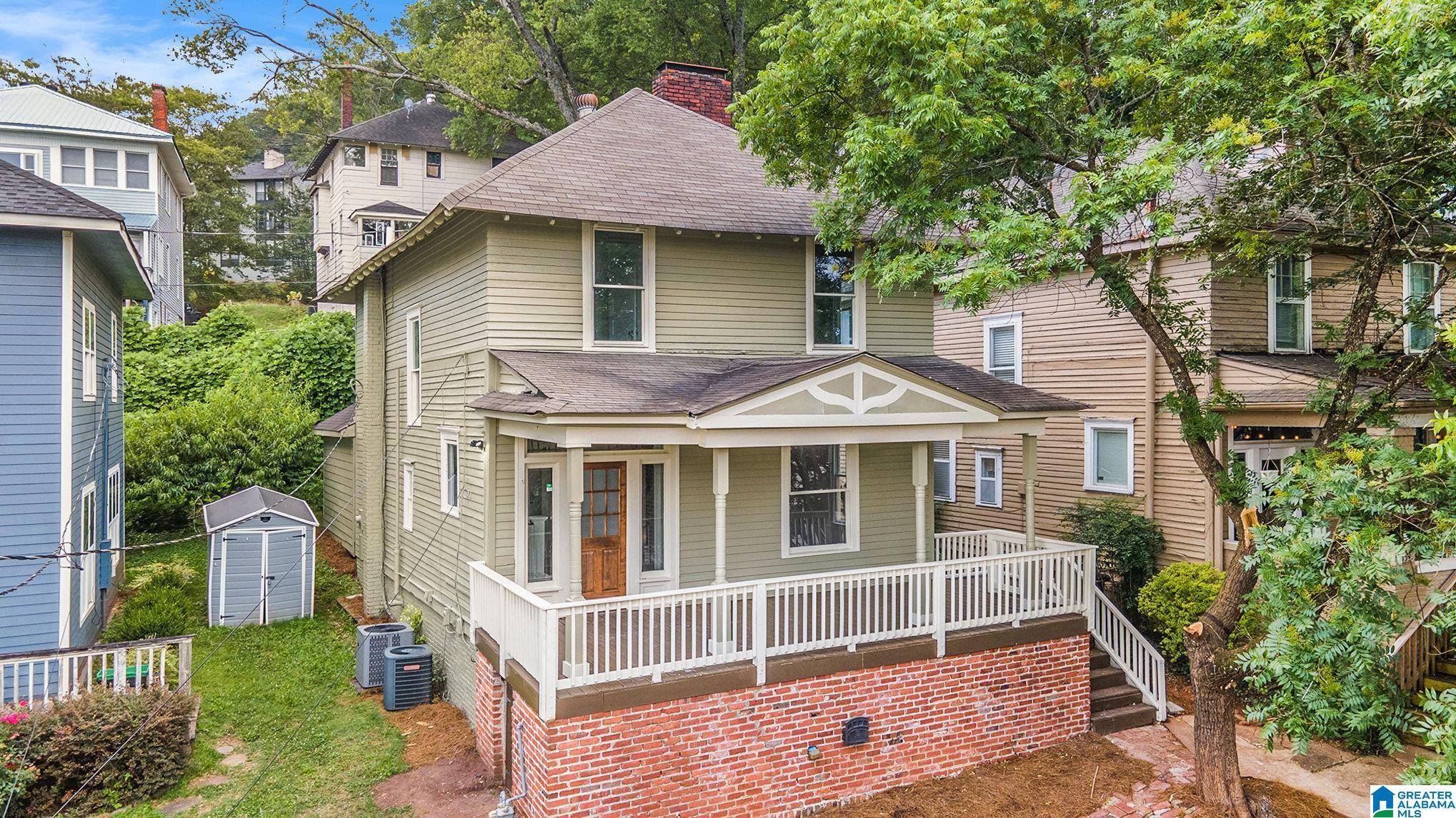 Birmingham, AL 35205,1529 19TH STREET S