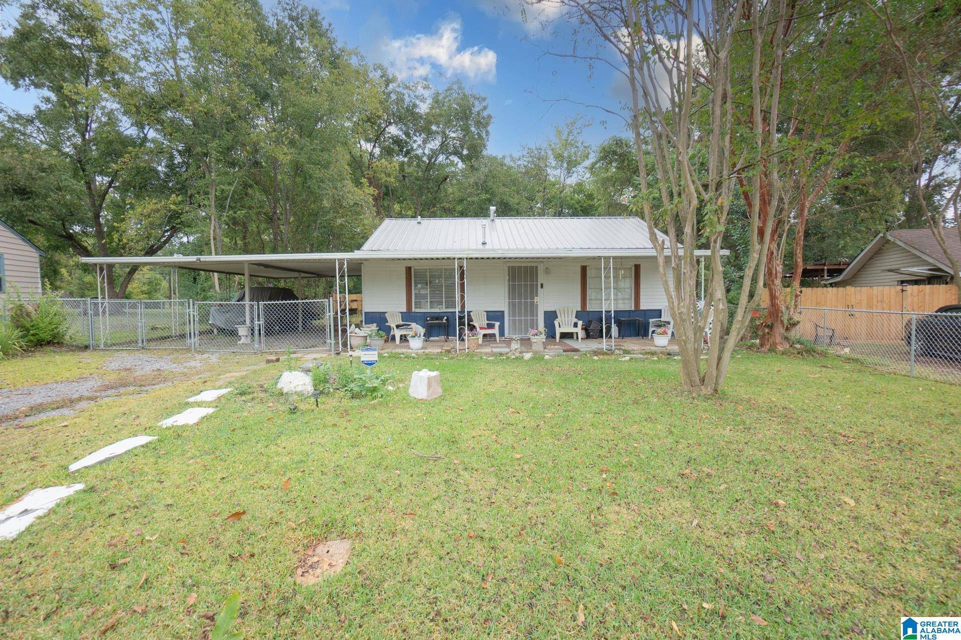 Midfield, AL 35228,509 HENSON STREET