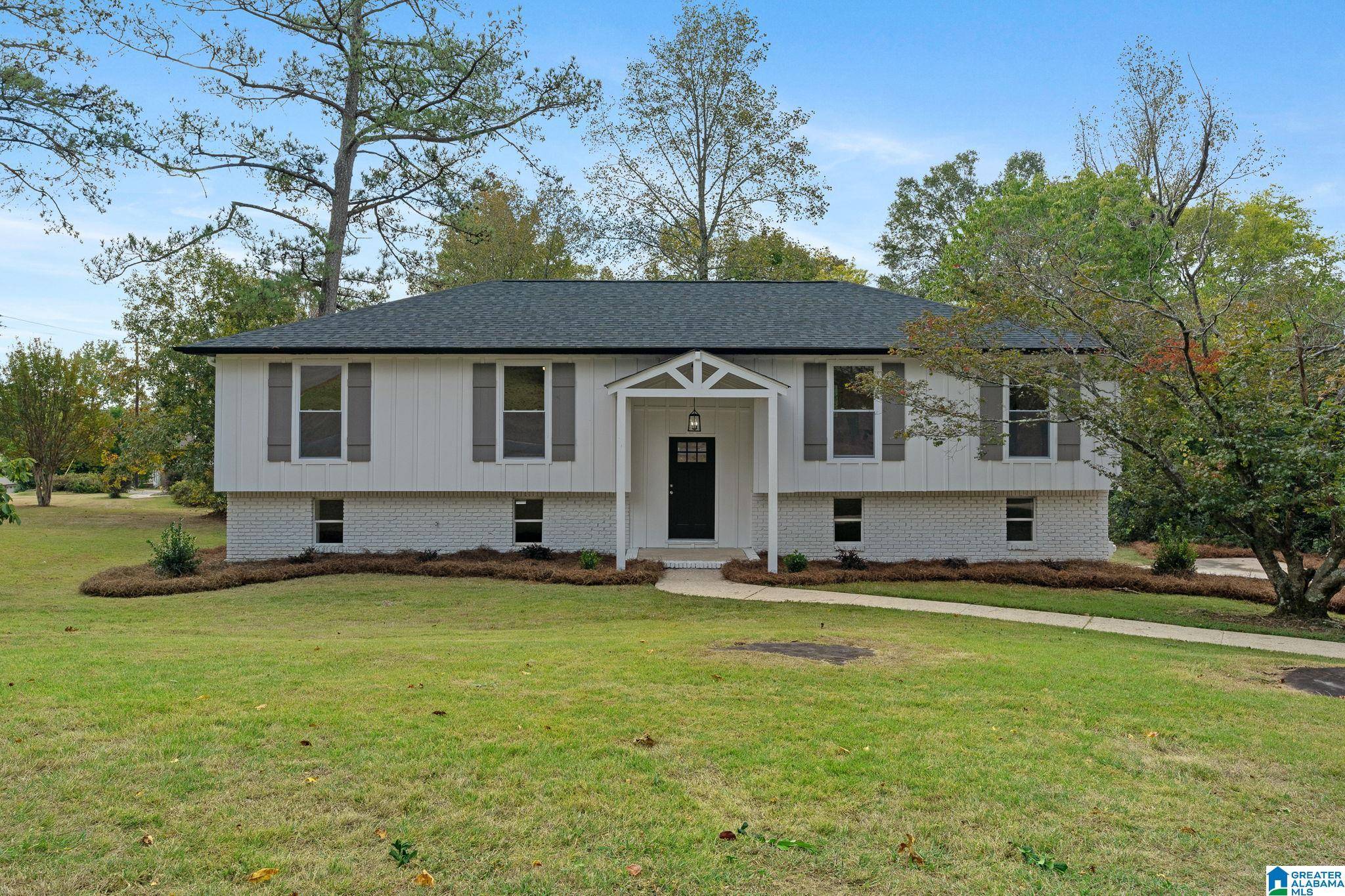 Hoover, AL 35226,2201 LOCKE CIRCLE