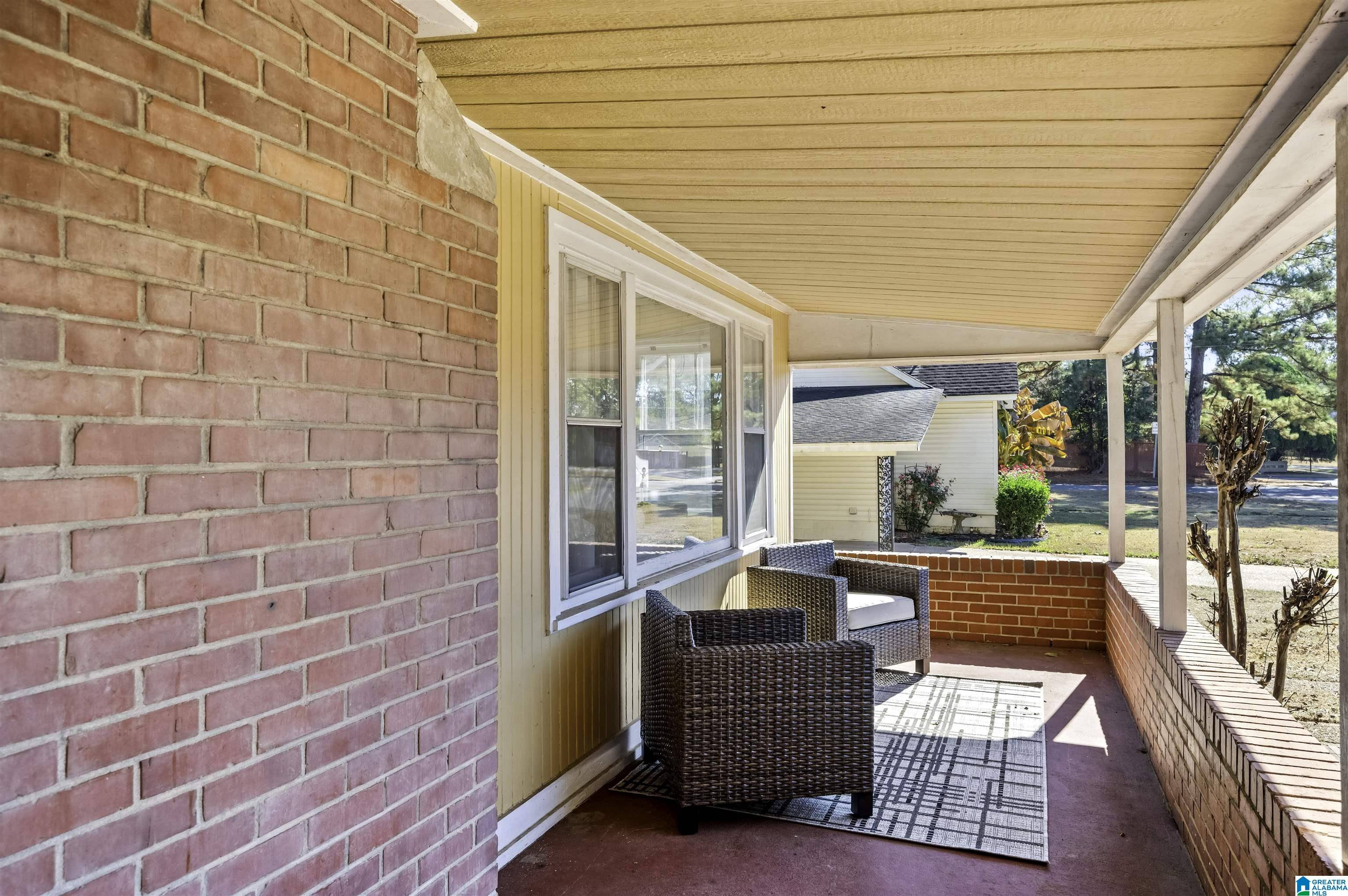 Northport, AL 35476,2207 27TH AVENUE