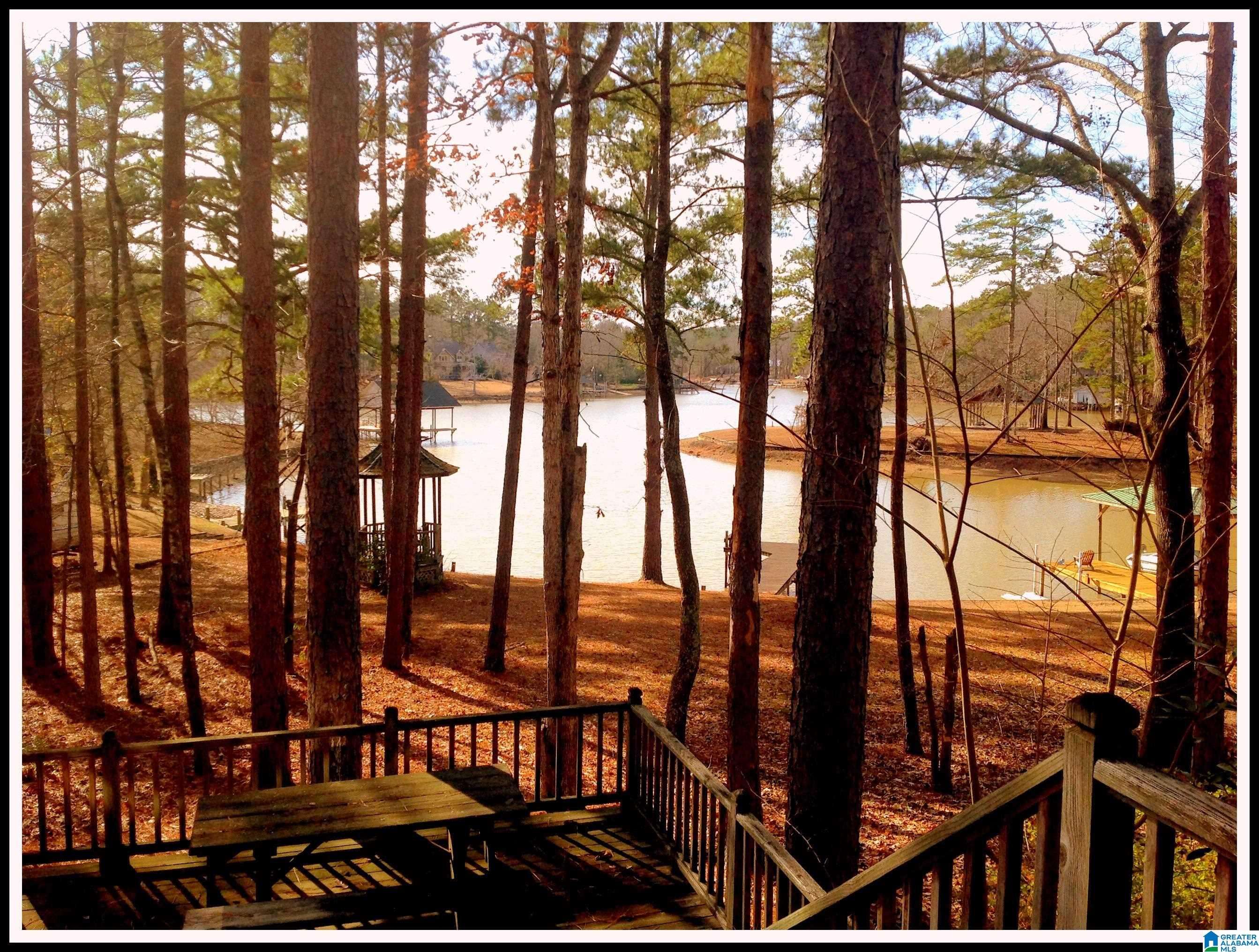 Pell City, AL 35128,4806 LAKESHORE DRIVE
