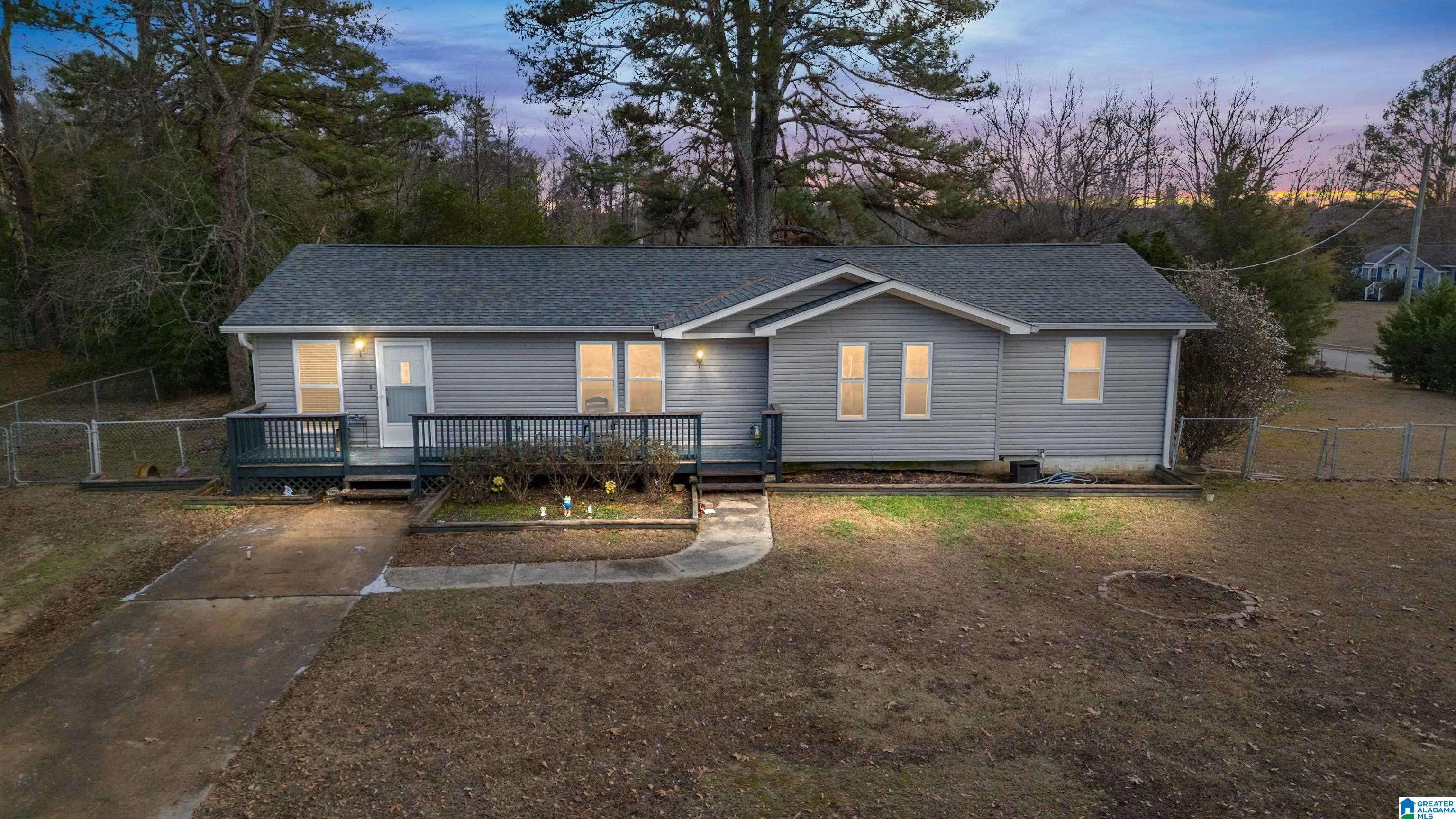 Dora, AL 35062,4733 MEADOW CIRCLE