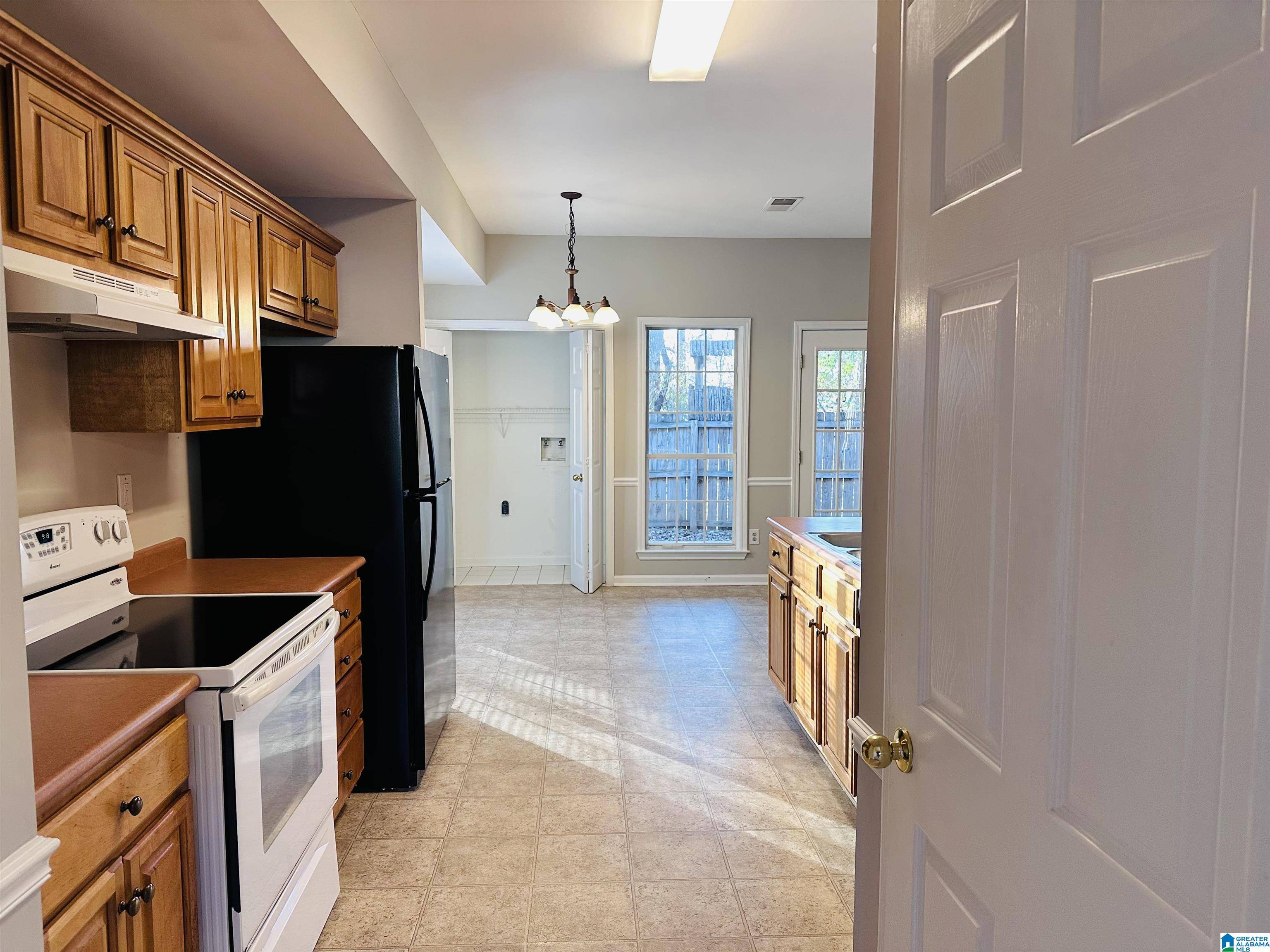 Helena, AL 35080,100 FRANCES LANE