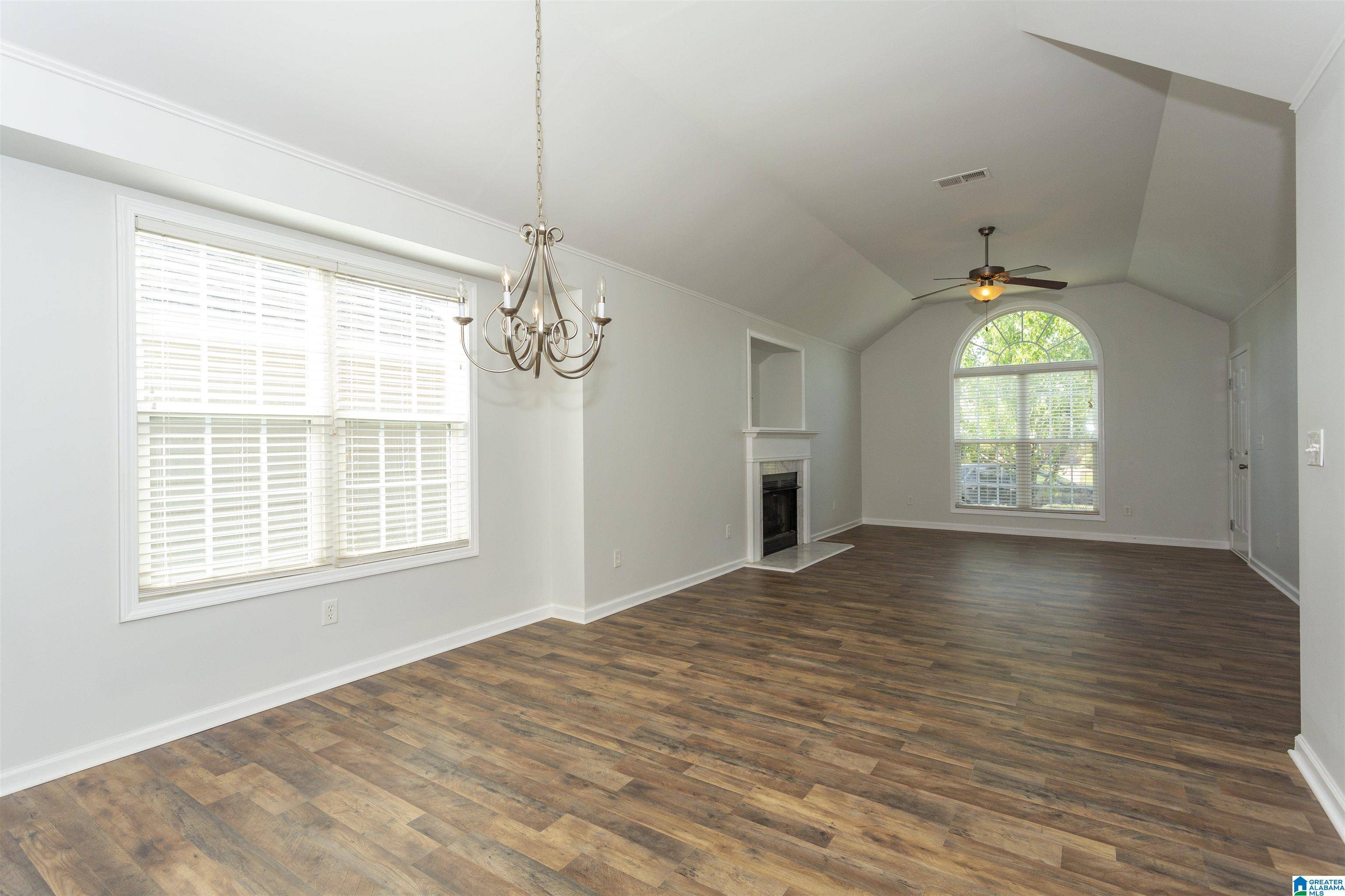 Calera, AL 35040,1212 VILLAGE TRAIL