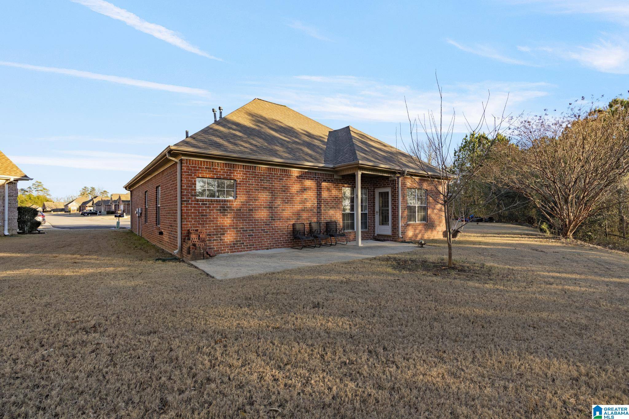 Fultondale, AL 35068,562 SUMMIT CIRCLE