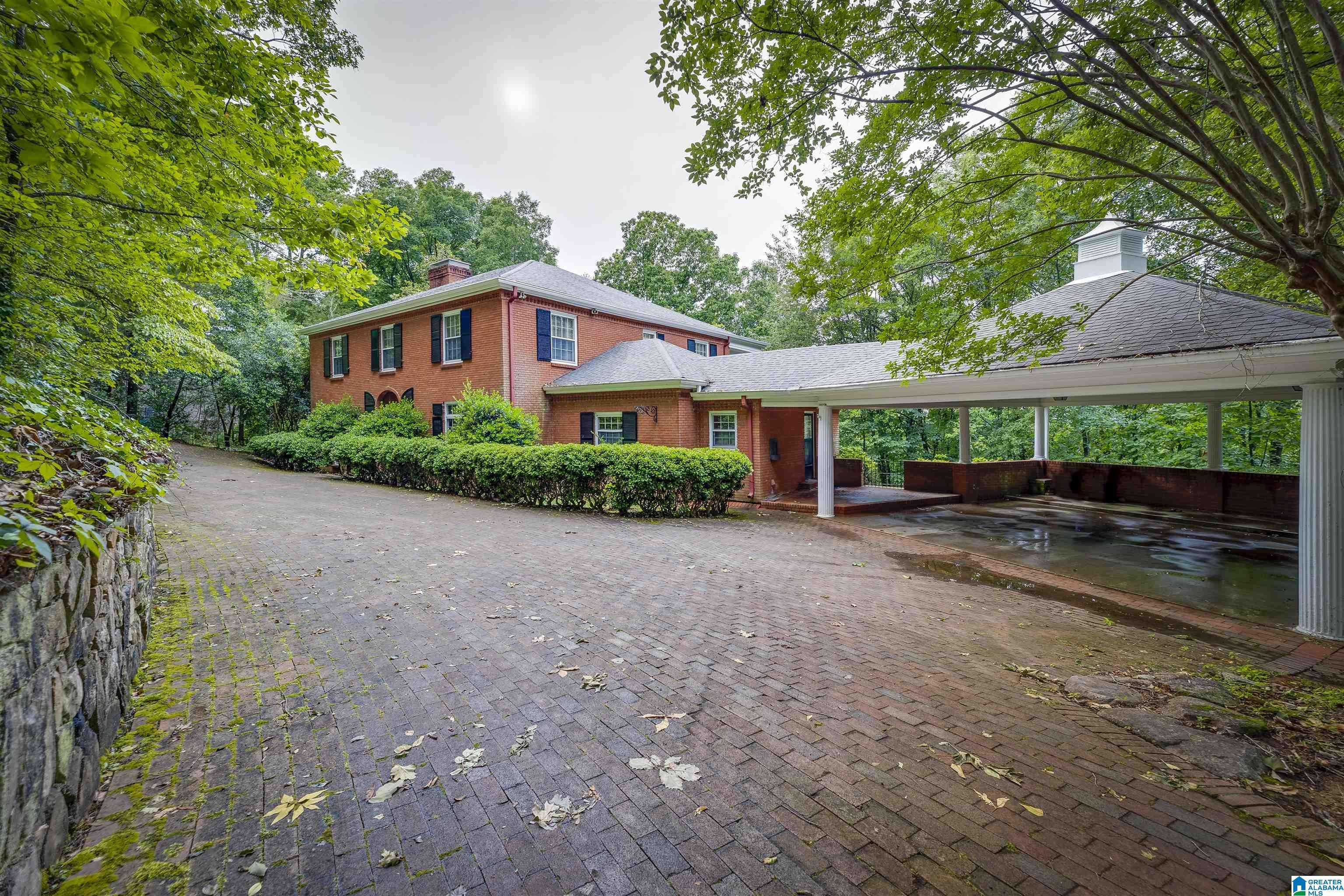 Anniston, AL 36207,526 HILLYER HIGH ROAD