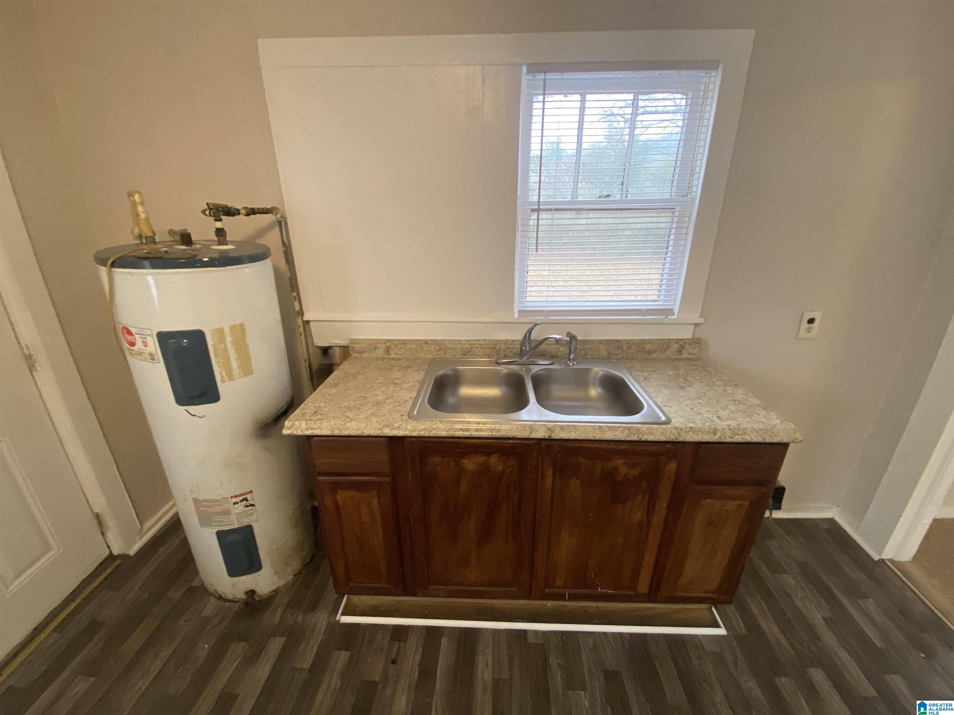 Birmingham, AL 35206,745 S 70TH PLACE