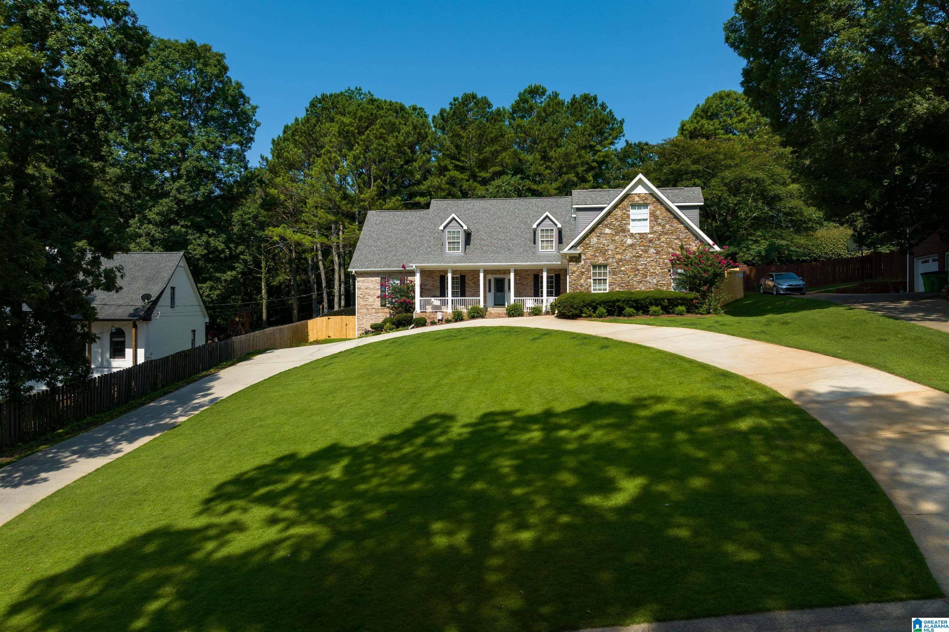 Springville, AL 35146,660 WOODLAND HILLS DRIVE