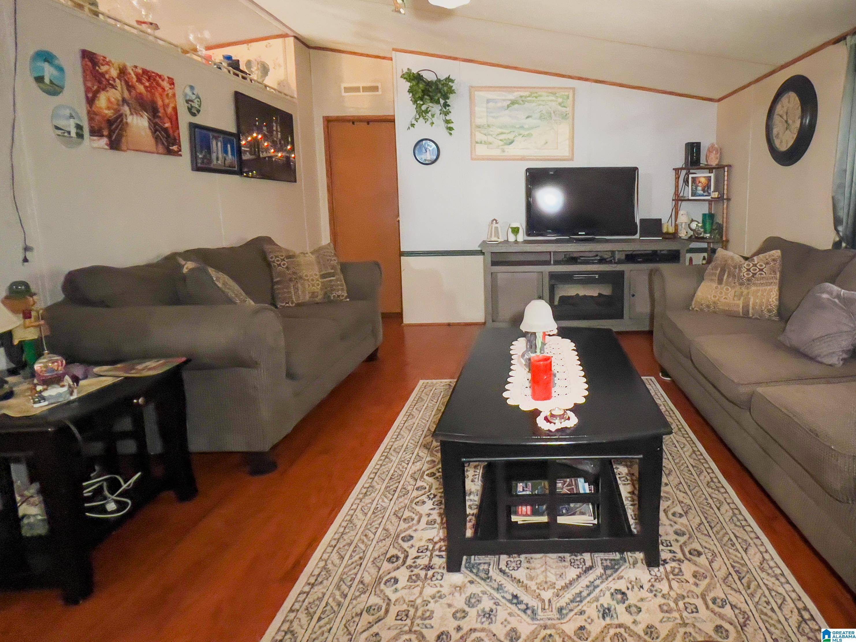 Anniston, AL 36206,136 HICKORY HILL