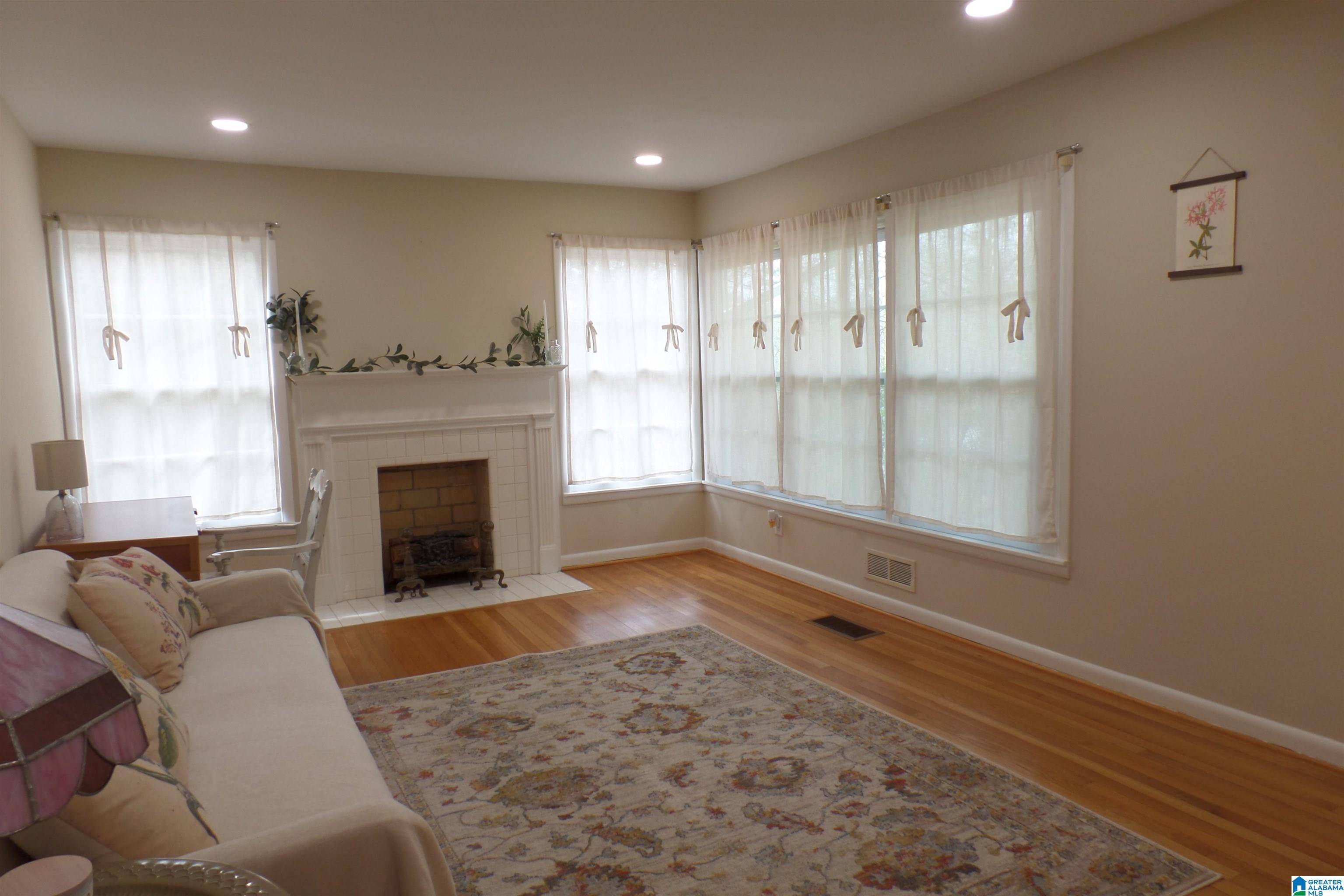 Pinson, AL 35126,6507 PINEWOOD DRIVE