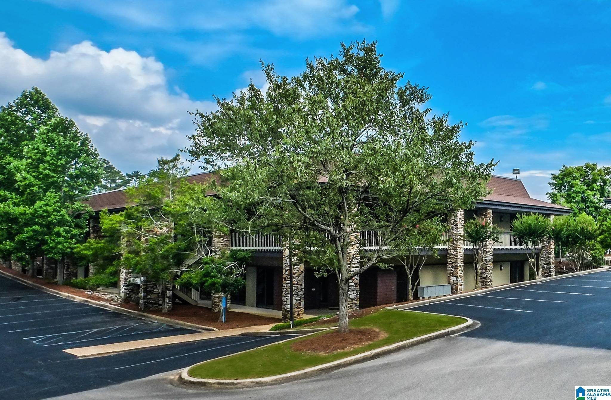 Birmingham, AL 35242,200 CAHABA PARK CIRCLE #209
