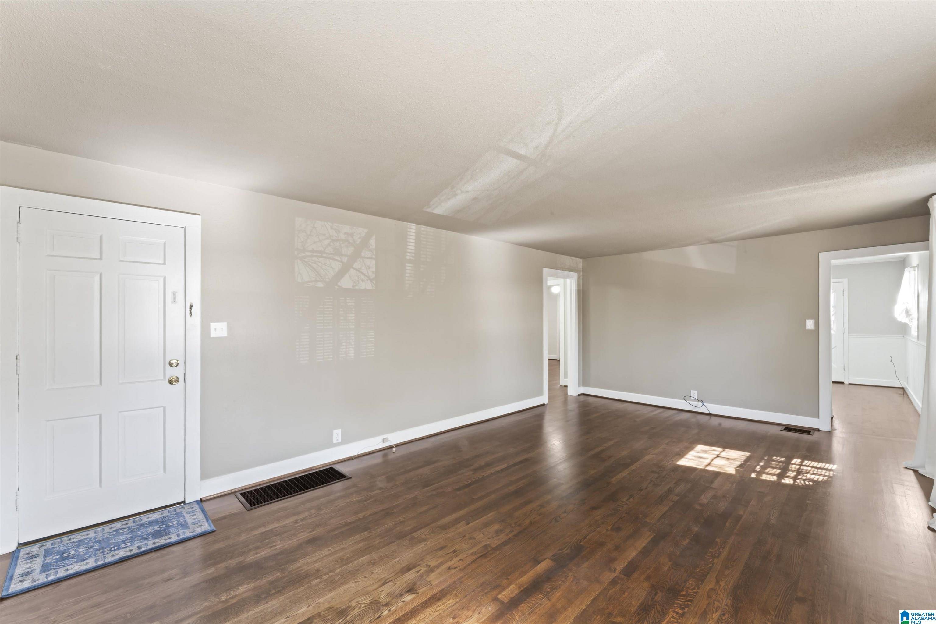 Hueytown, AL 35023,103 LINDBERG ROAD