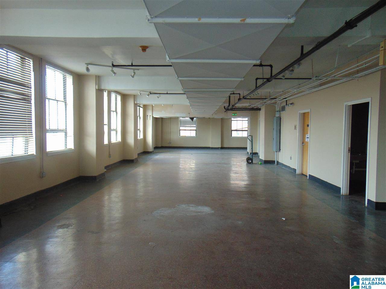 Birmingham, AL 35203,2201 1ST AVENUE #SECOND FLOOR