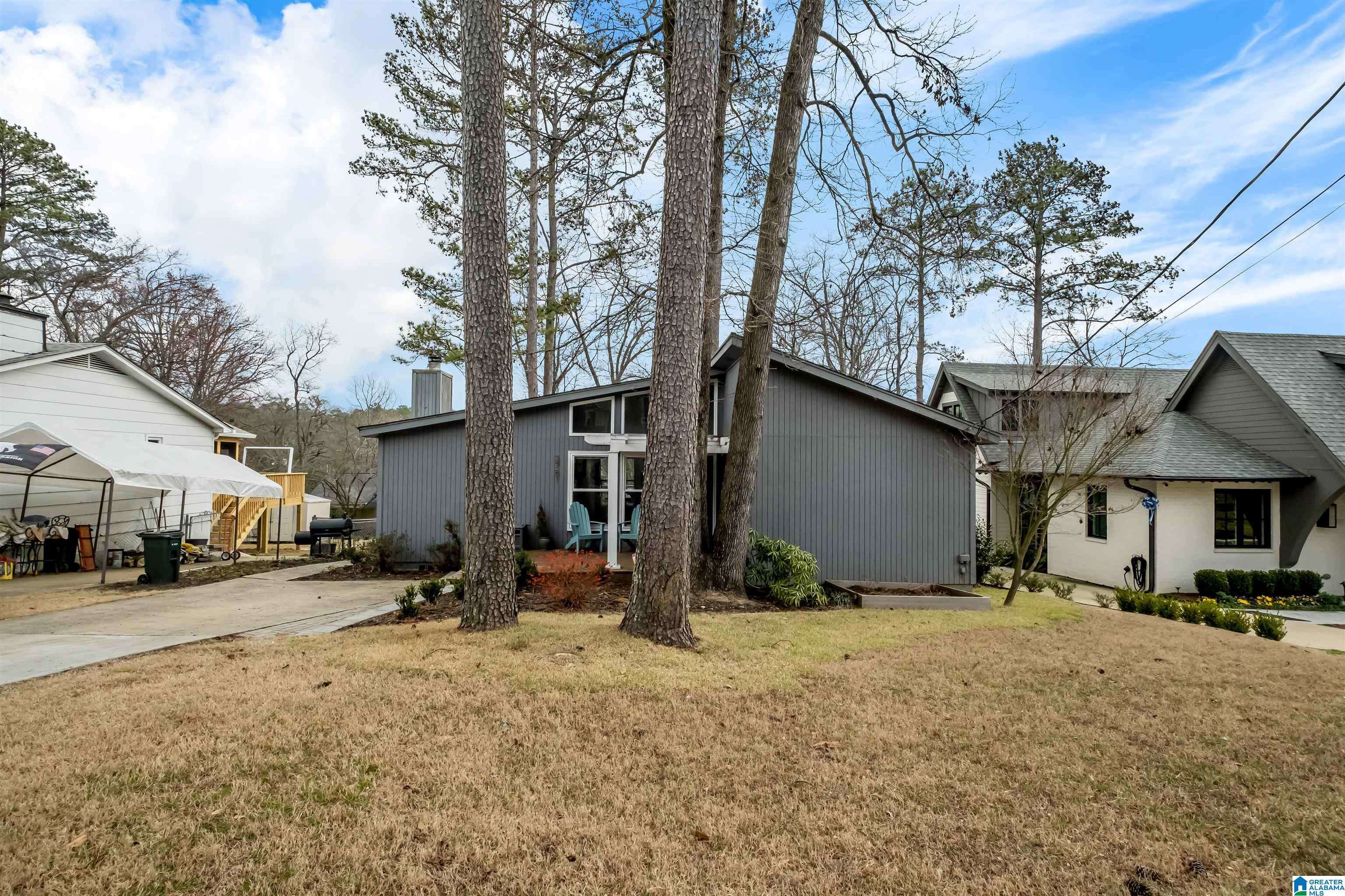 Vestavia Hills, AL 35223,3781 GLASS DRIVE