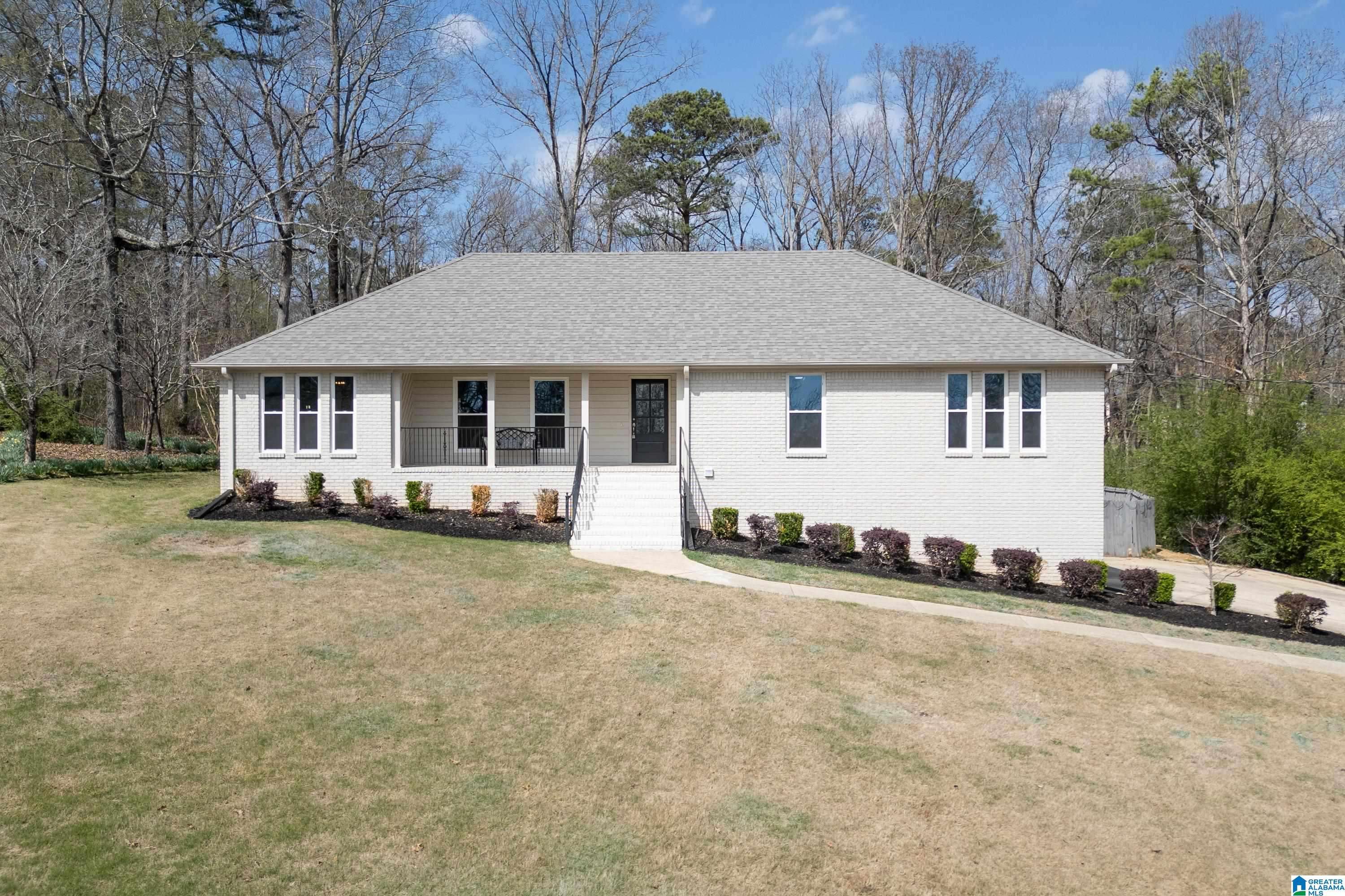 Trussville, AL 35173,306 SLOSS CIRCLE