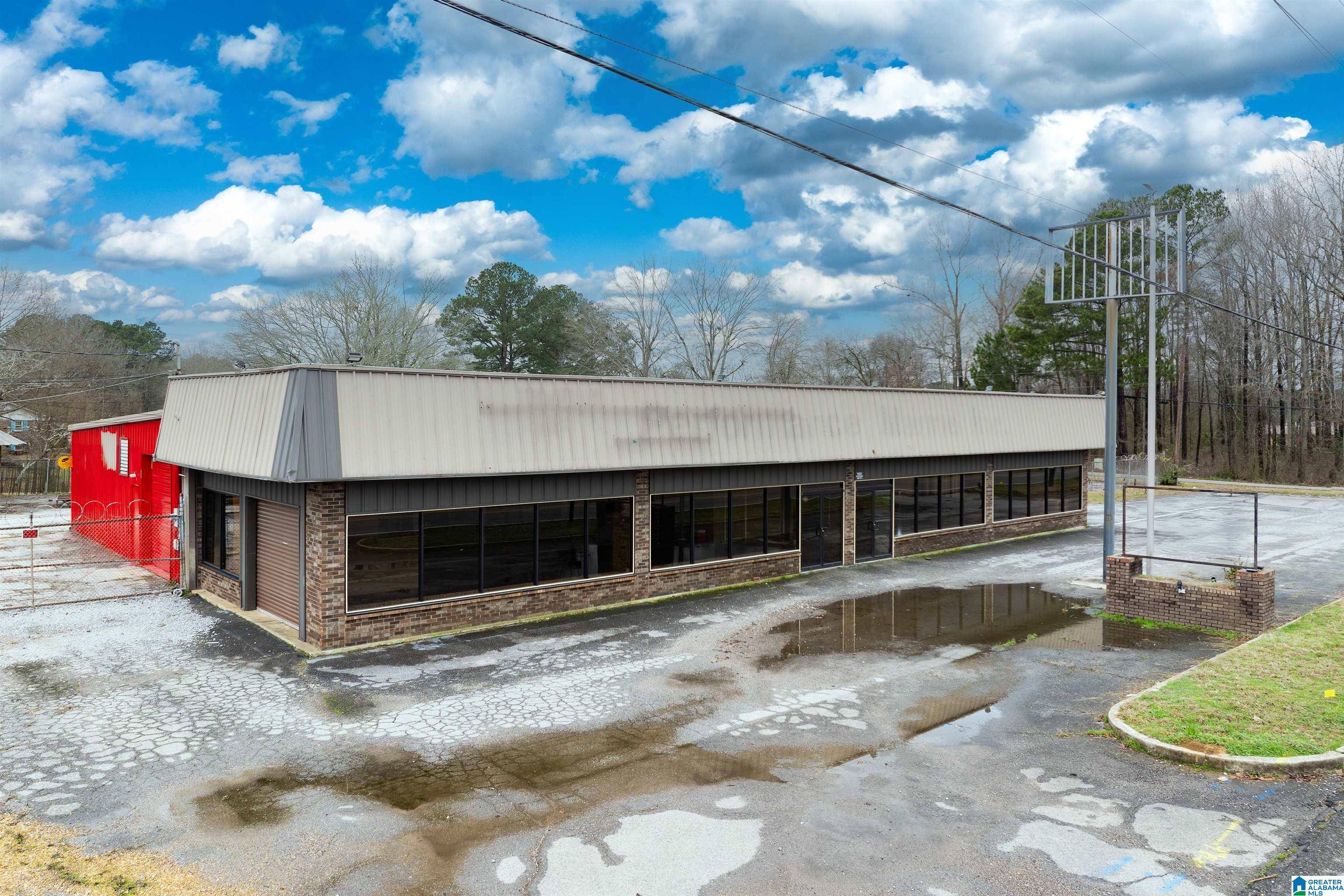 Hueytown, AL 35111,6600 WARRIOR RIVER ROAD #1