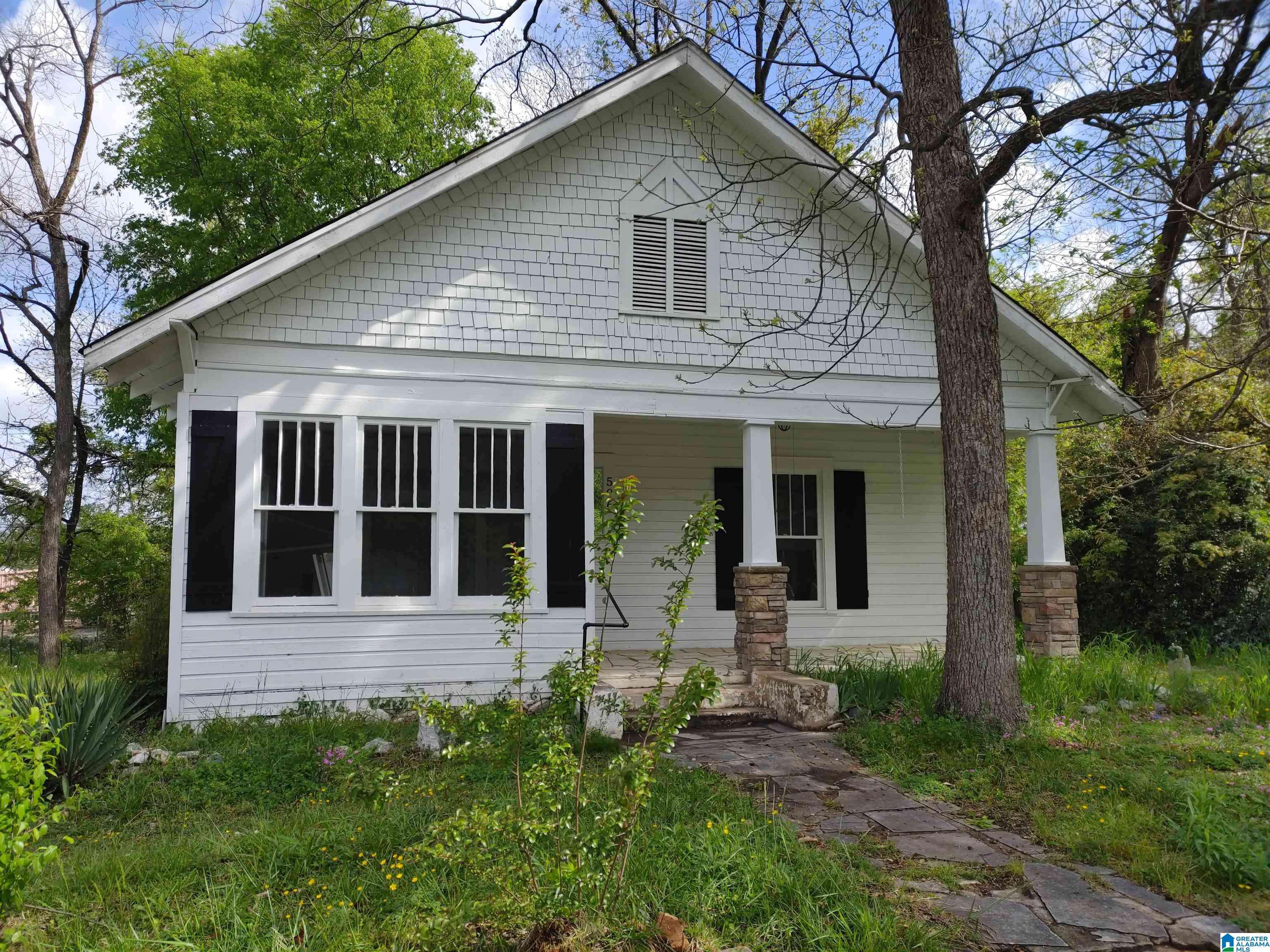 Sylacauga, AL 35150,506 W SPRING STREET
