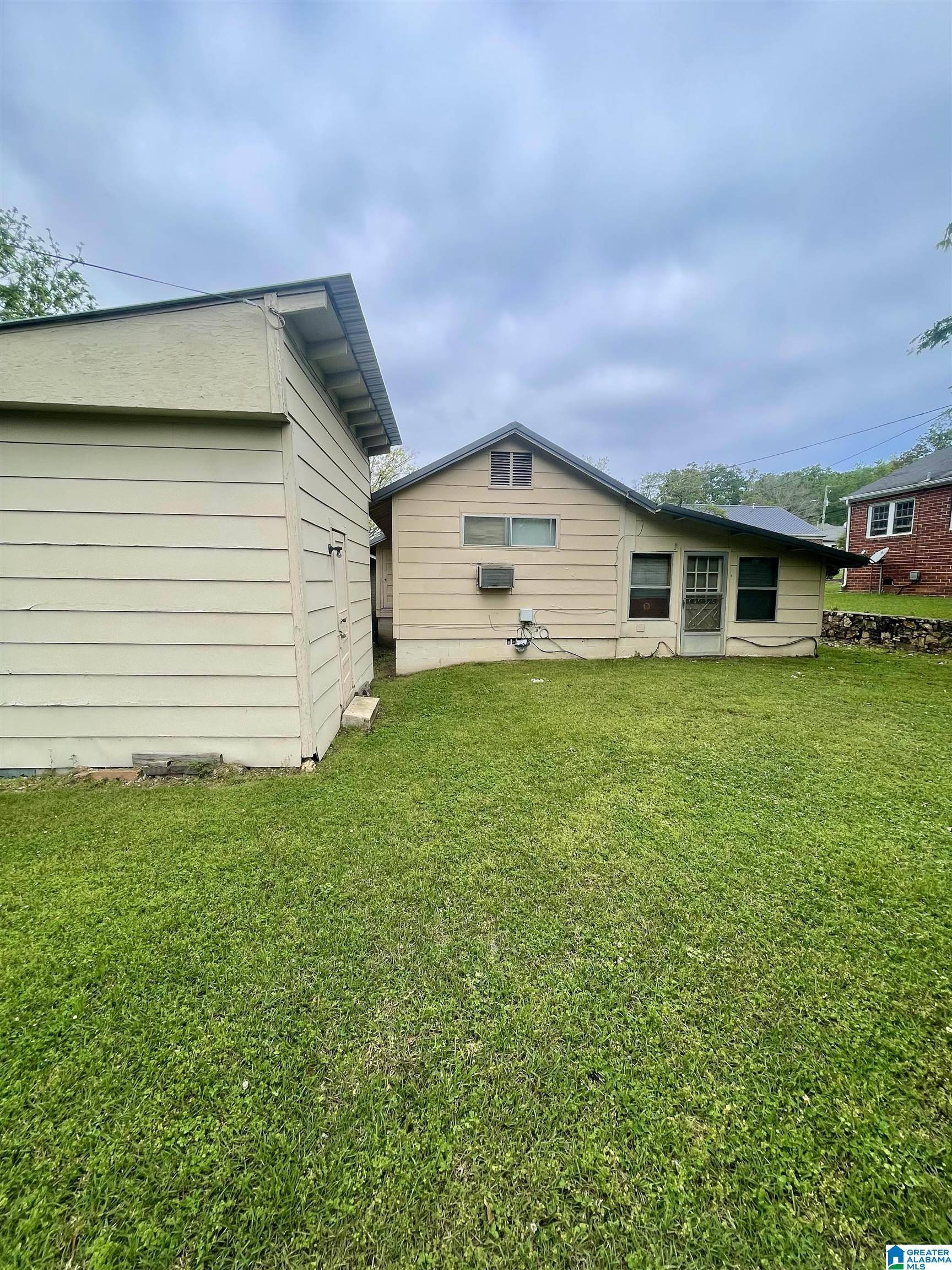 Anniston, AL 36207,2123 LEIGHTON AVENUE #5