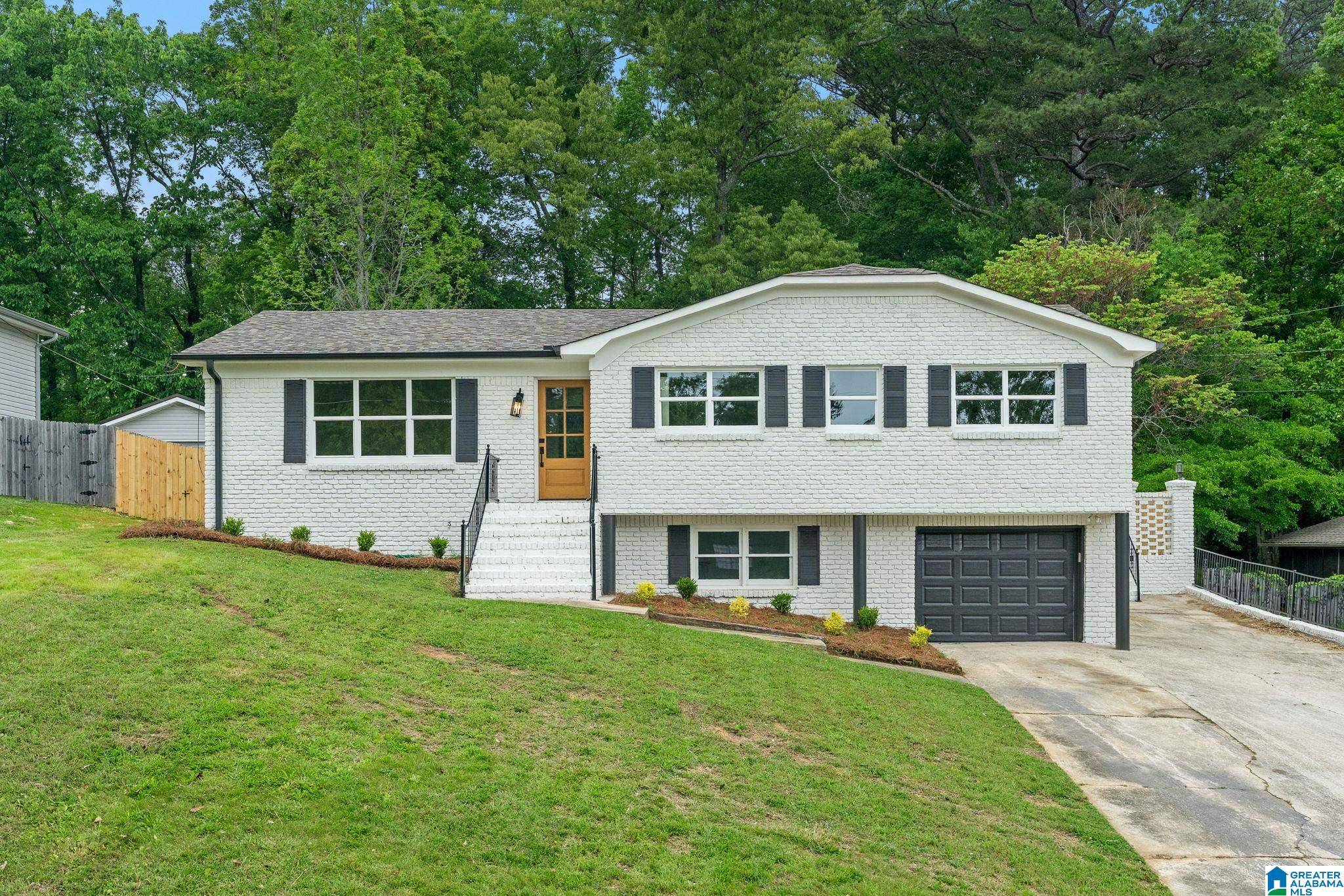 Irondale, AL 35210,5236 SCENIC VIEW DRIVE