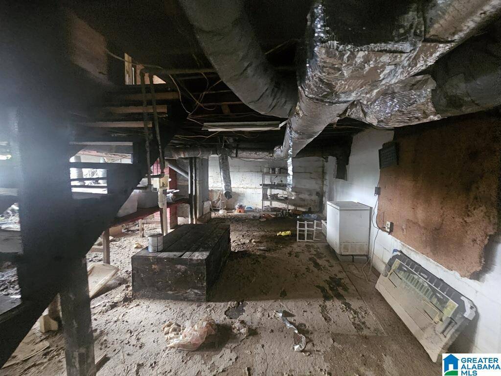 Midfield, AL 35228,1033 16TH STREET
