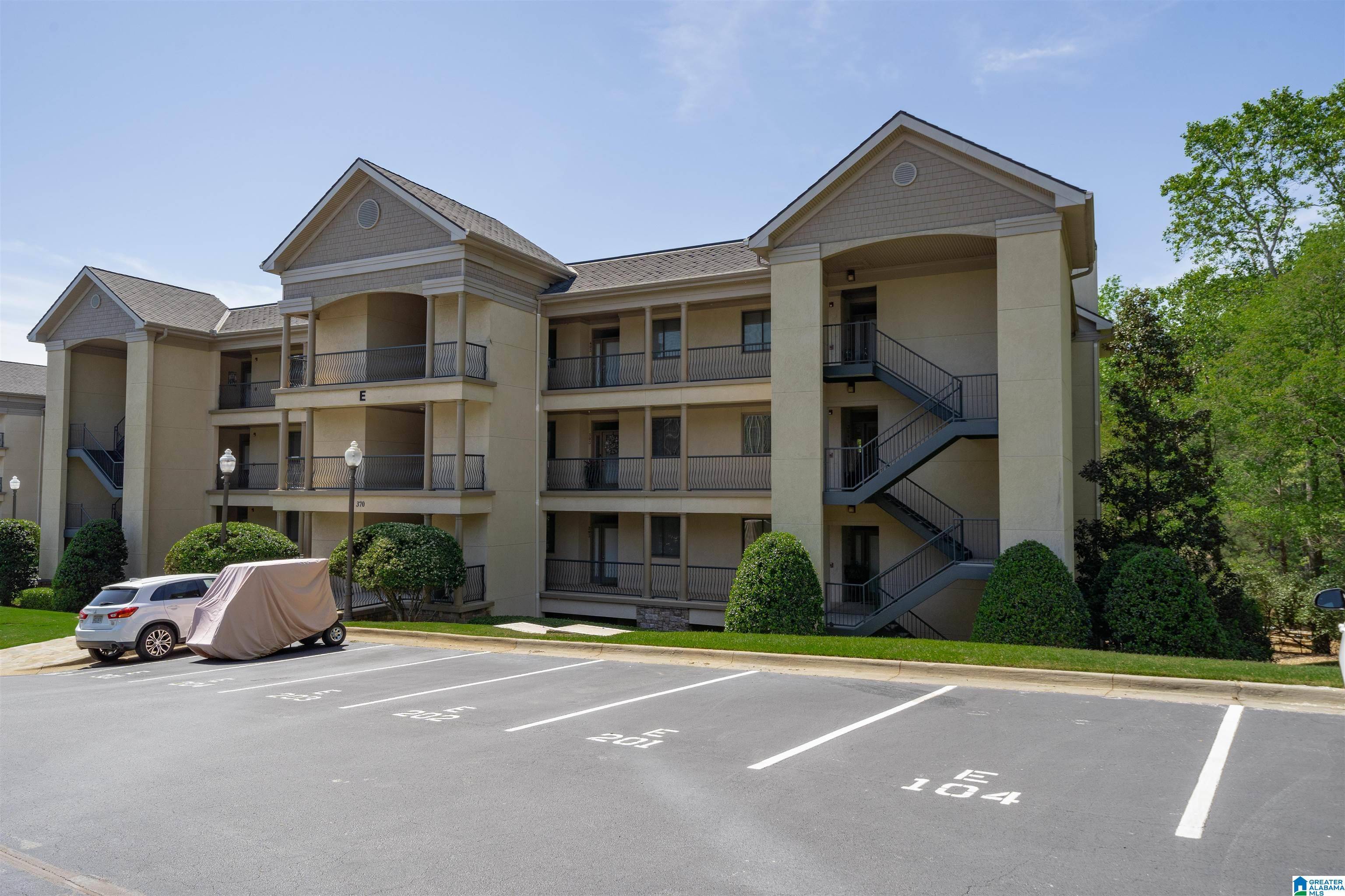 Dadeville, AL 36853,370 MARINA POINT ROAD #E304