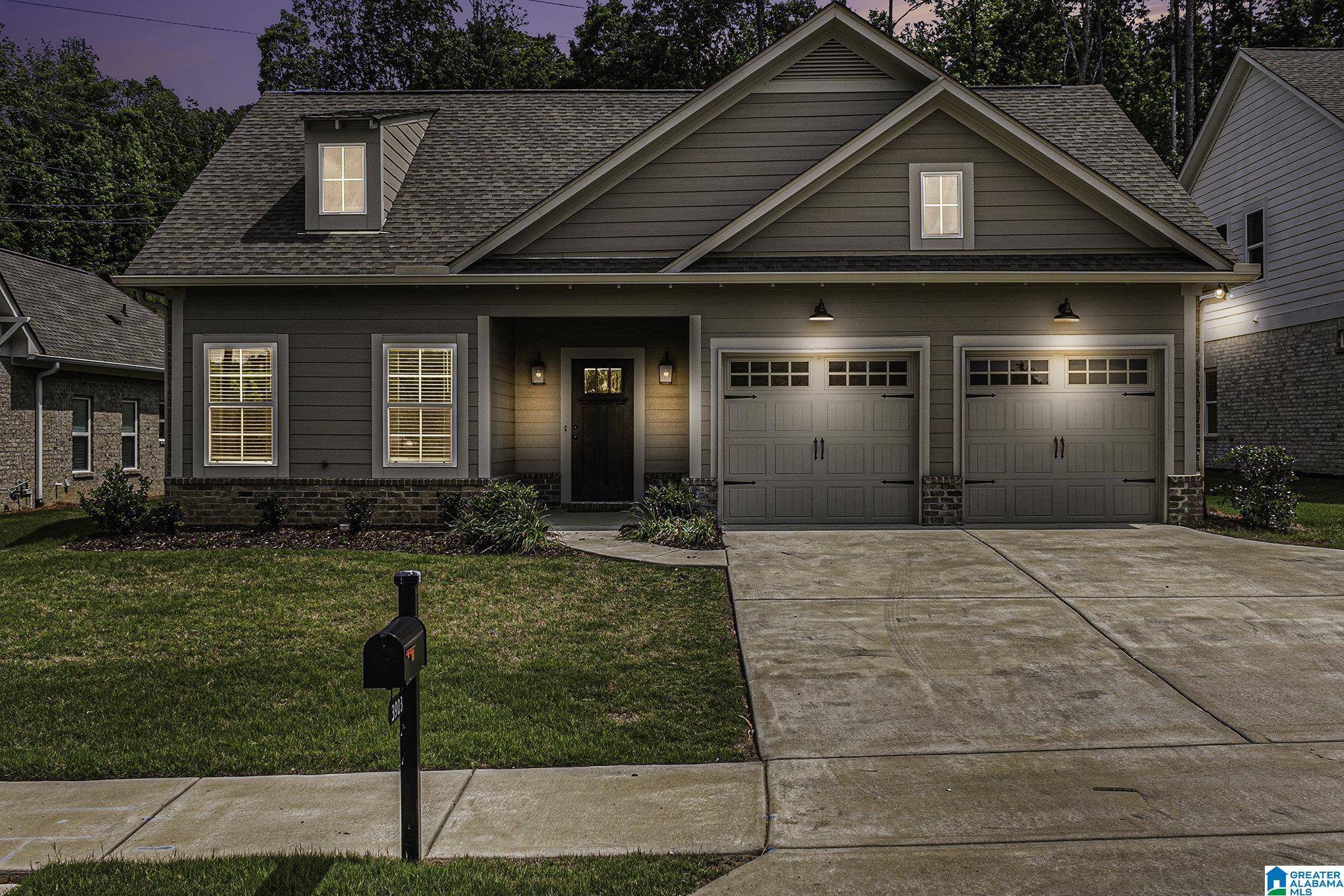 Birmingham, AL 35211,3903 SYDNEY DRIVE