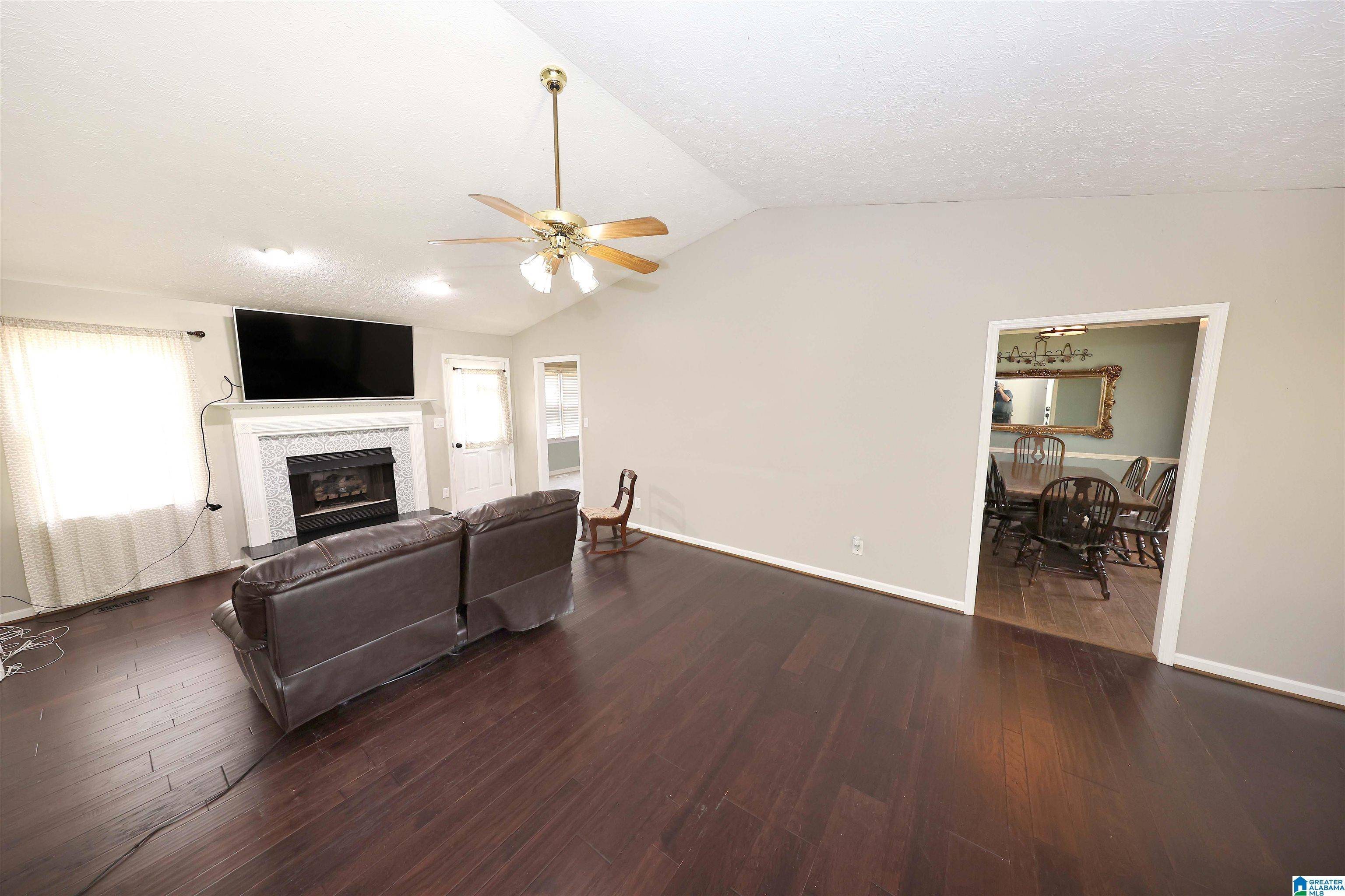 Alexandria, AL 36250,305 W GLEN DRIVE