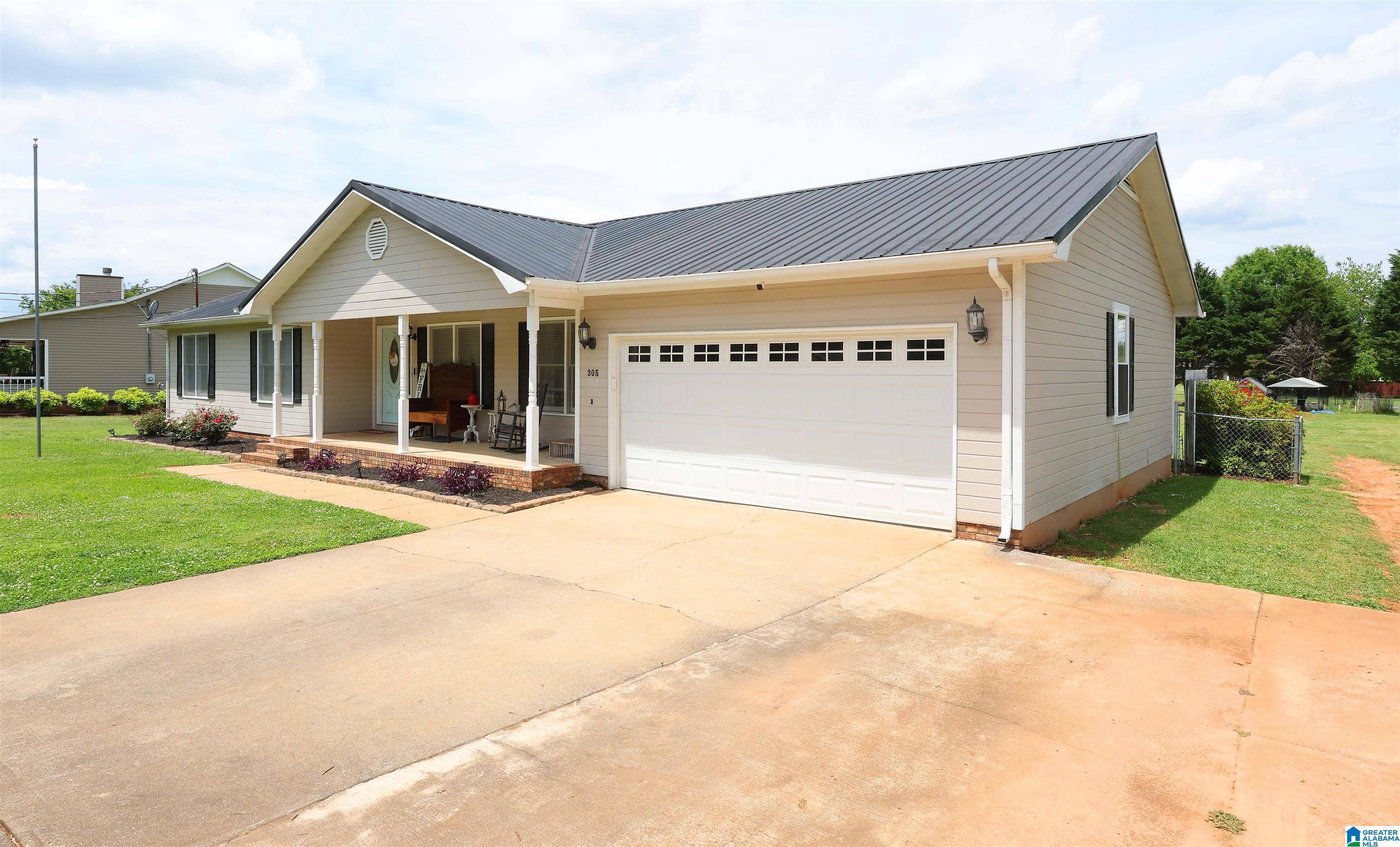 Alexandria, AL 36250,305 W GLEN DRIVE