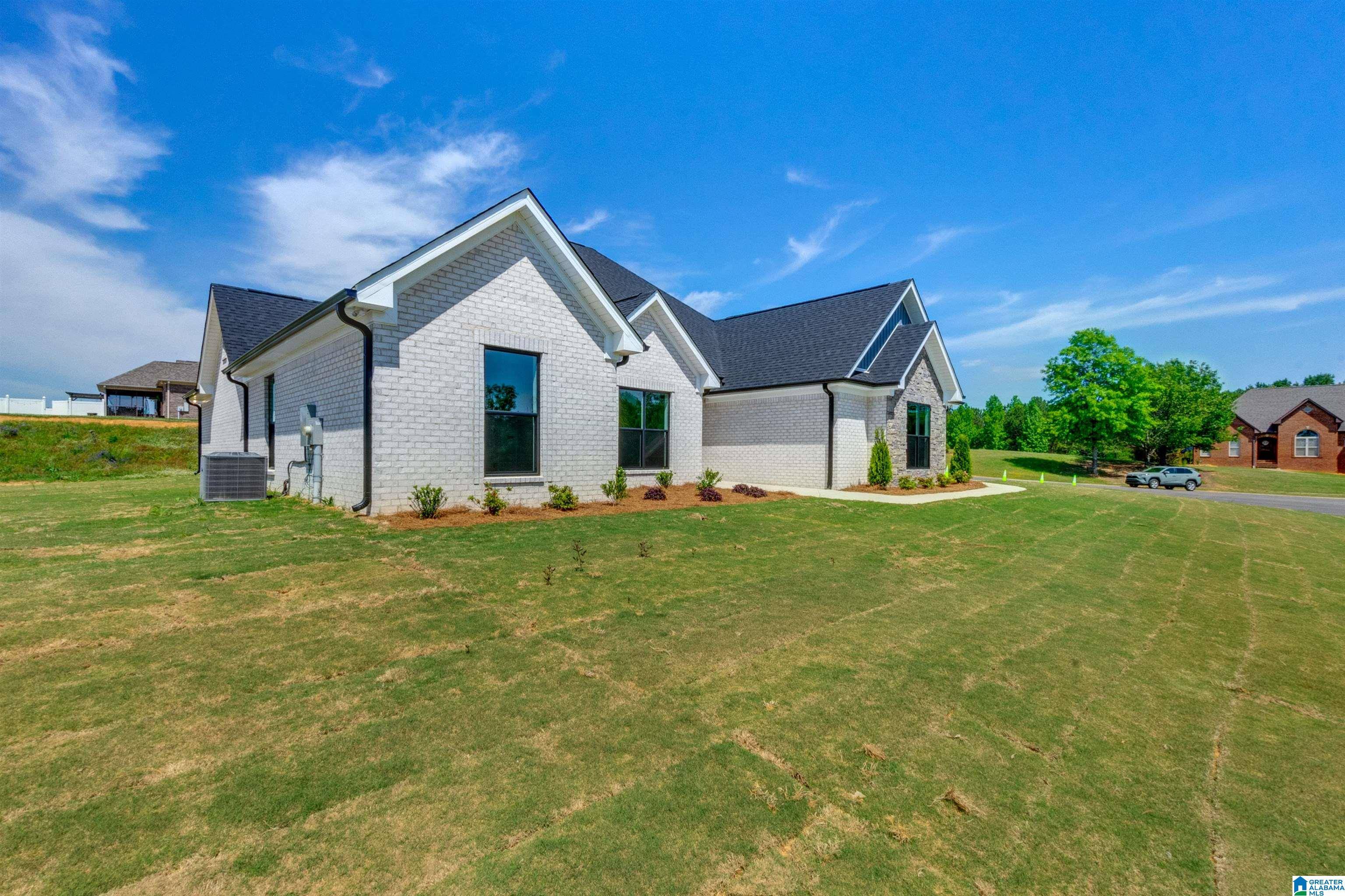 Clanton, AL 35045,80 CREST LOOP ROAD