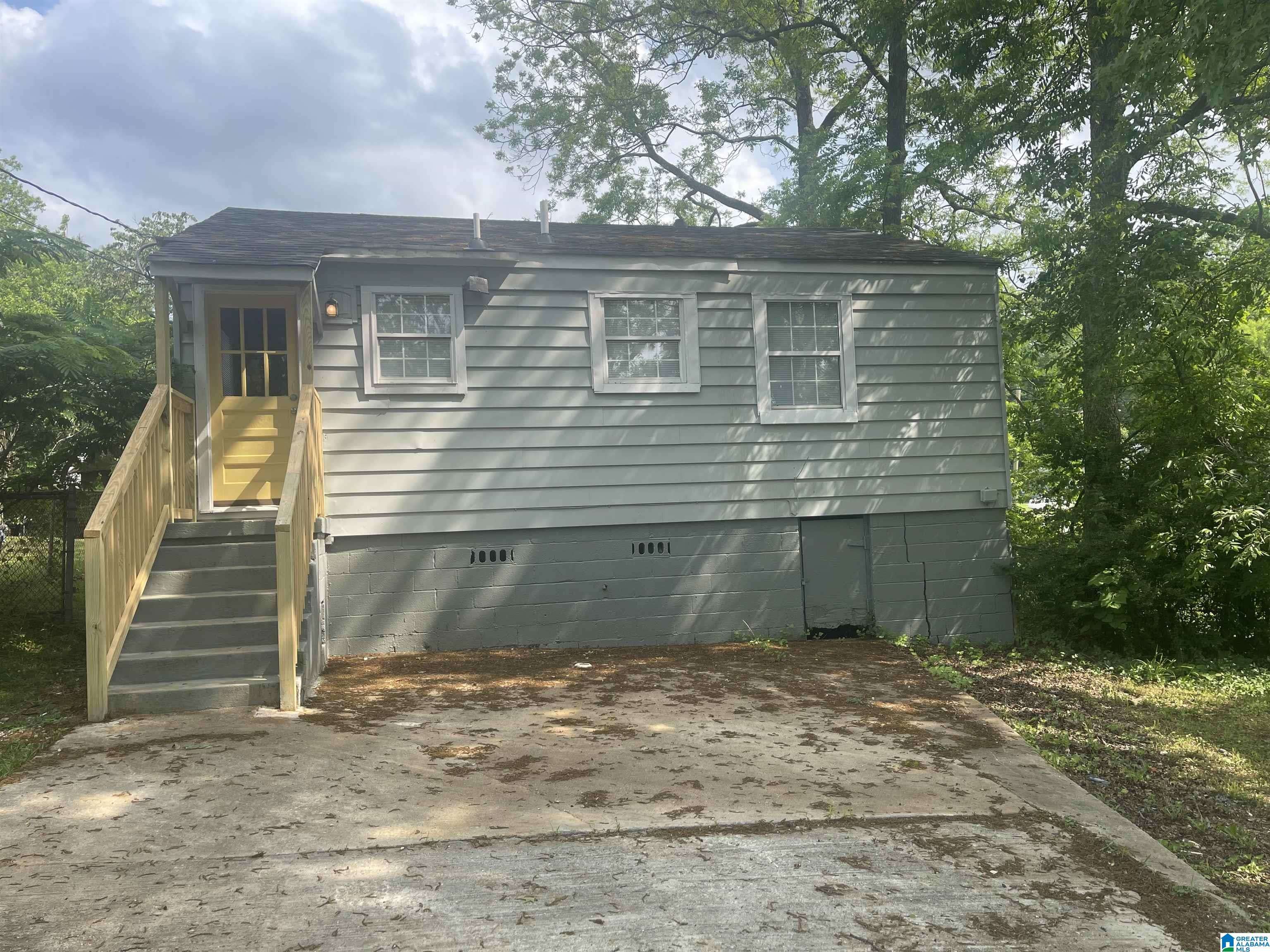 Birmingham, AL 35218,1308 OAKLAND AVENUE