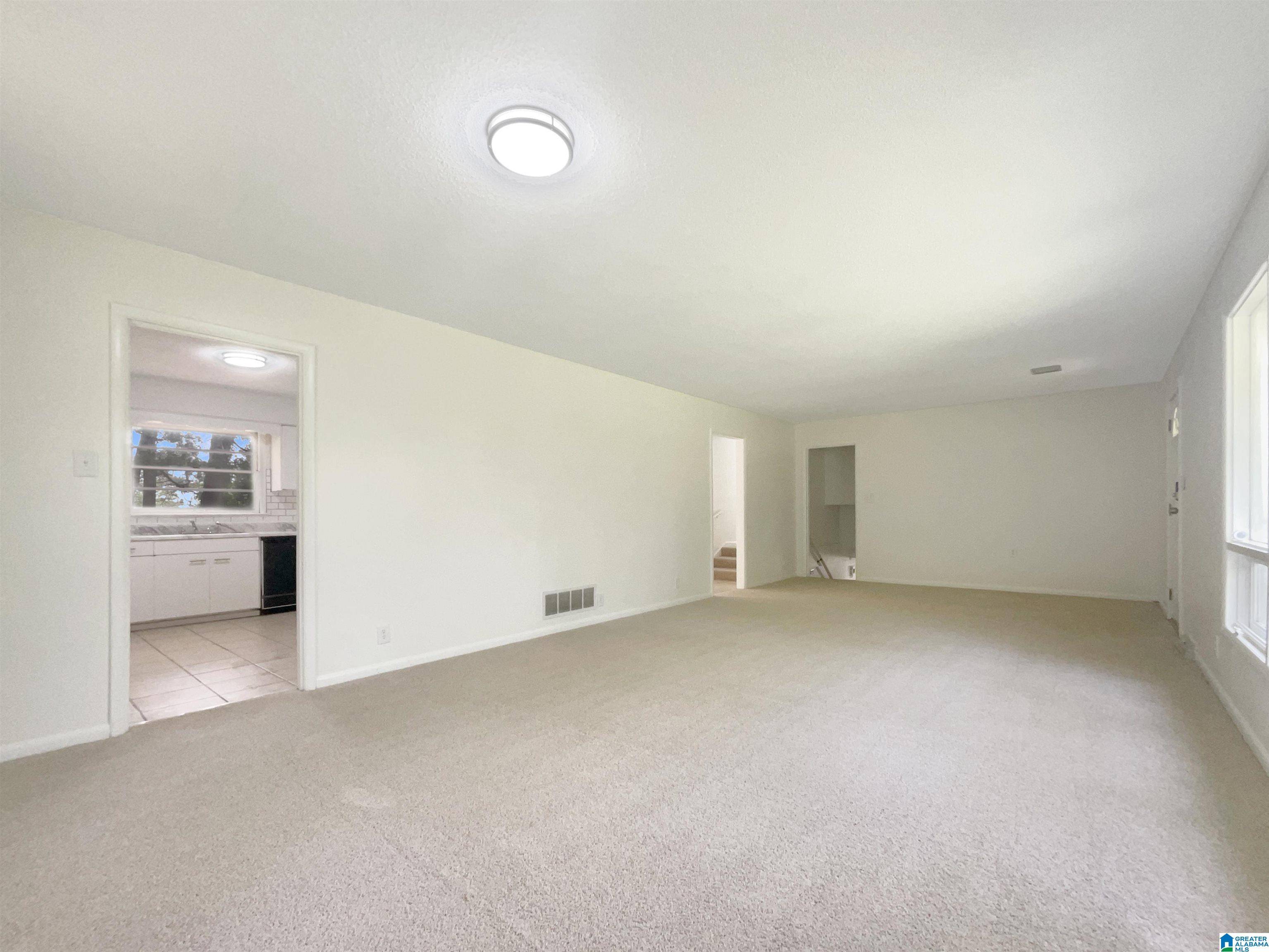 Hueytown, AL 35023,1615 FAIRCREST DRIVE