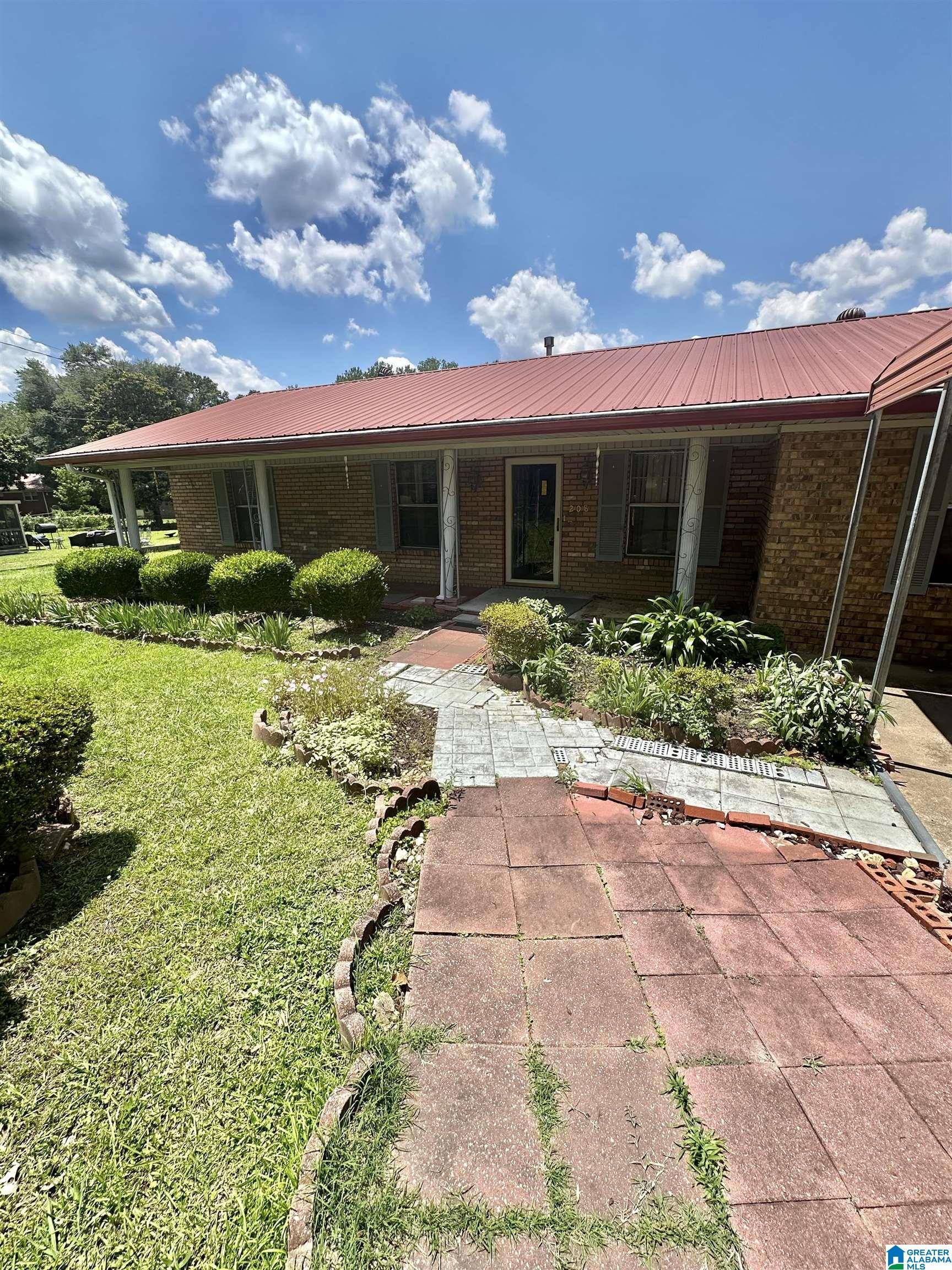 Anniston, AL 36201,2208 SIMPSON STREET