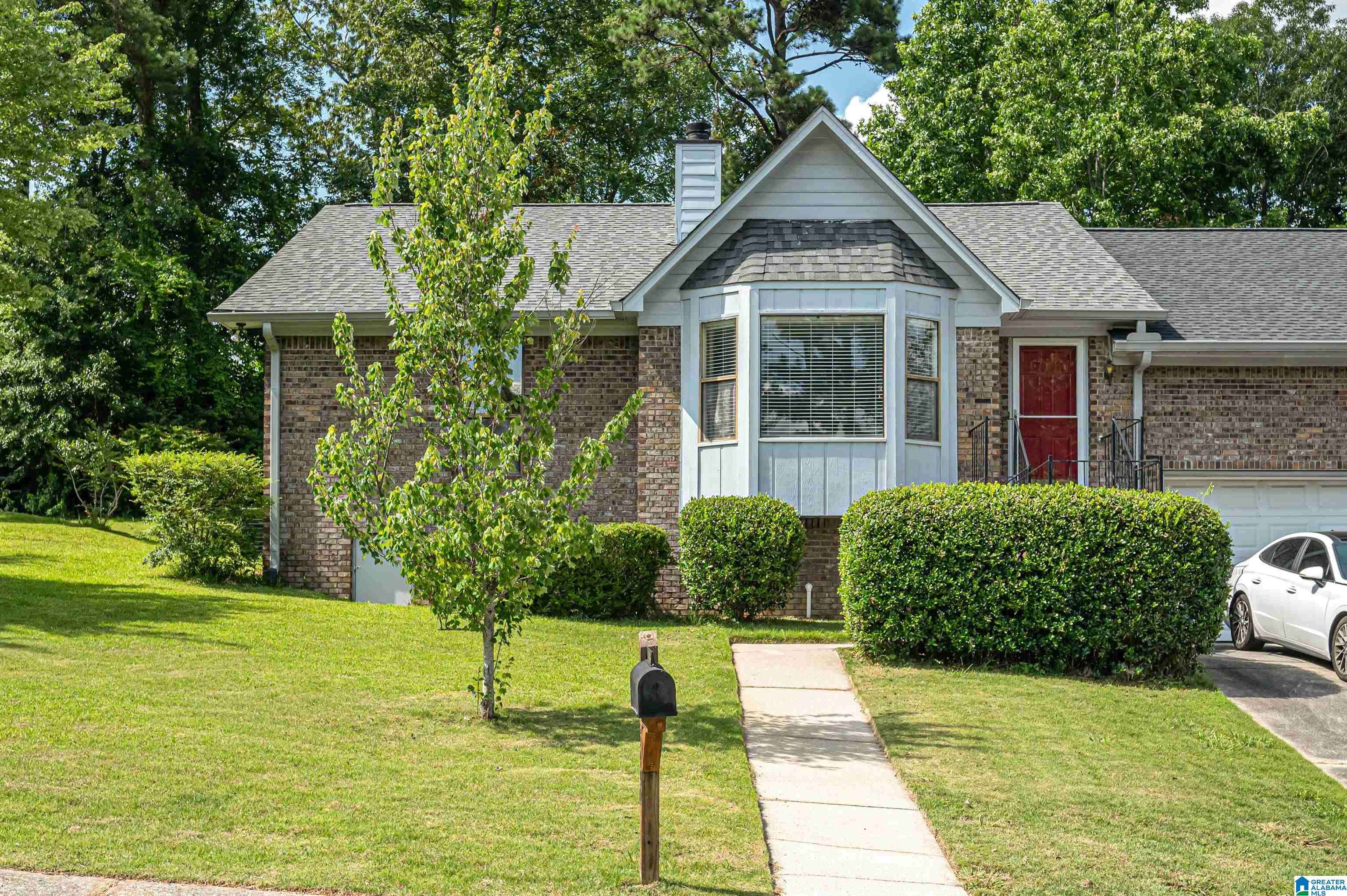 Hoover, AL 35216,3400 WOODCREST DRIVE
