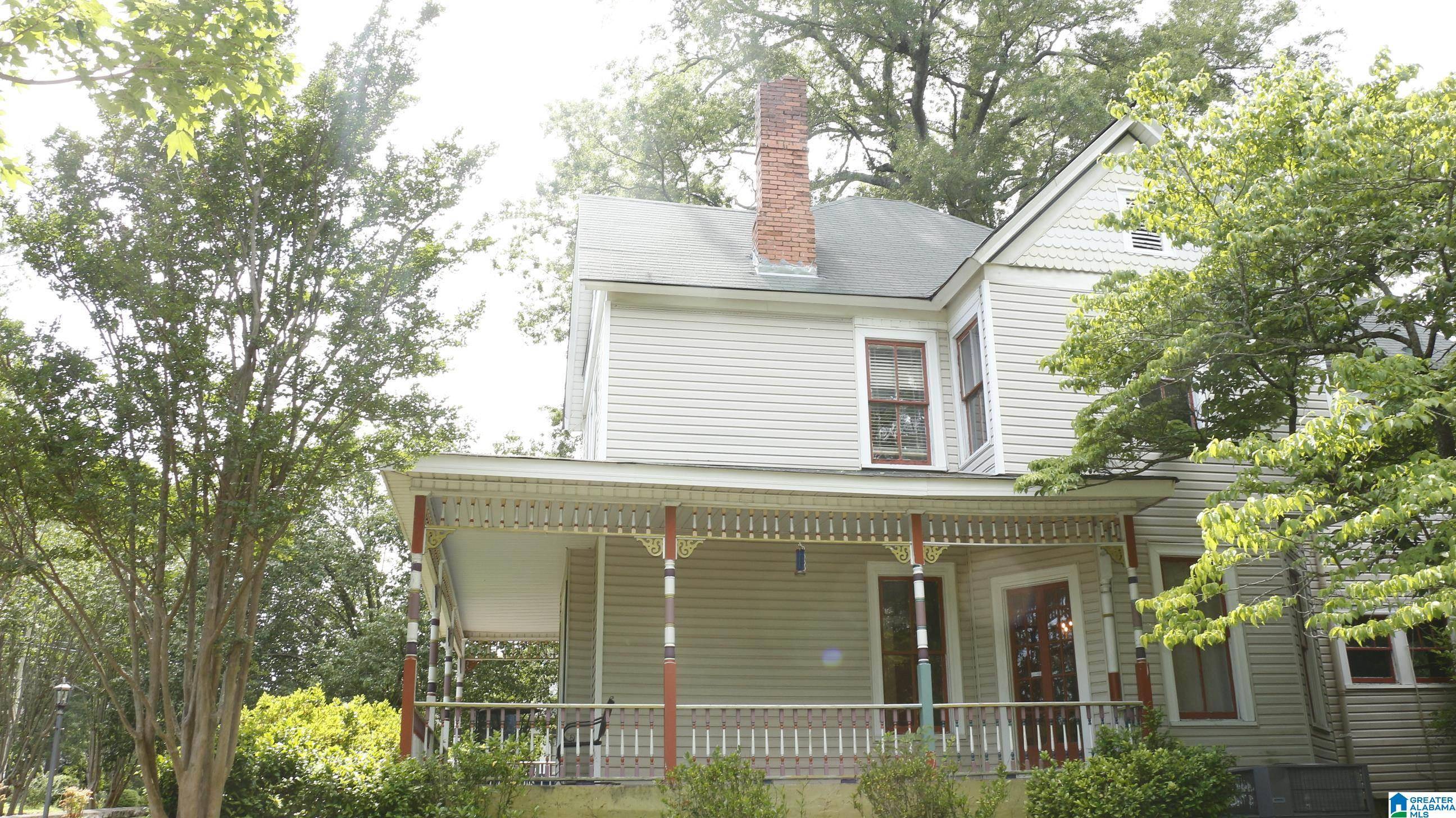 Anniston, AL 36207,519 E 6TH STREET